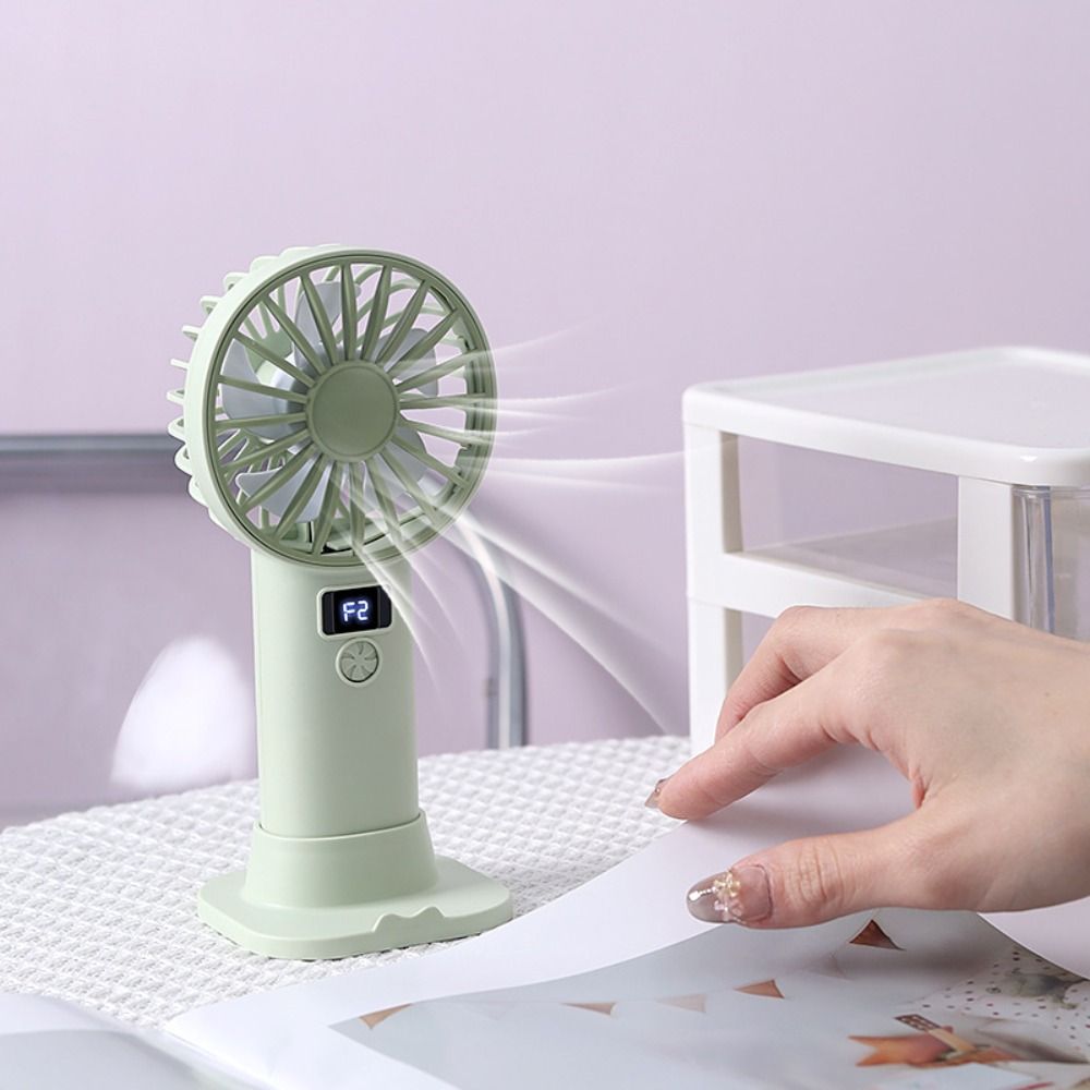Portable%20Mini%20Size%20Digital%20Display%20Fan%20Compact%20Lightweight%20Rechargeable%20Fan%20Stable%20Base%20Practical%20Design%20Cooling%20Fan%20Gift%20Giving%20-%20Image%208