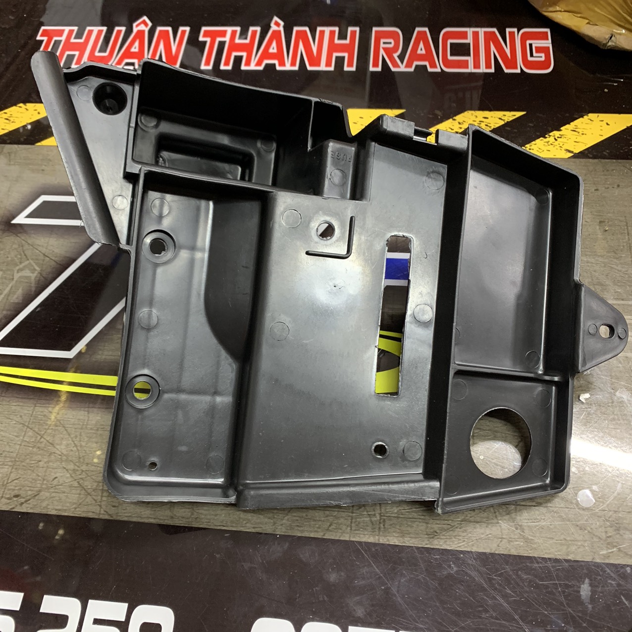 Hộp đồ nghề sport 120 zin - xipo - rgv - satria 2000