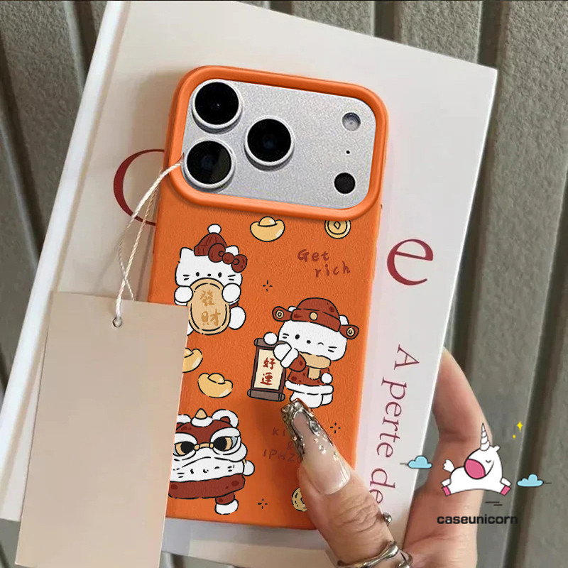 Cute%20Happy%20Hello%20Kitty%20Funny%20Get%20Rich%20Couples%20Case%20Compatible%20for%20IPhone%2017%2016%2011%2013%2012%2014%2015%20Pro%20Max%20Air%20XR%2016%2017%2011%2013%2015%20Pro%2015%2016%20Plus%20X%20XS%20Max%20Leather%20Texture%20Skin%20Feel%20Cover%20-%20Image%207