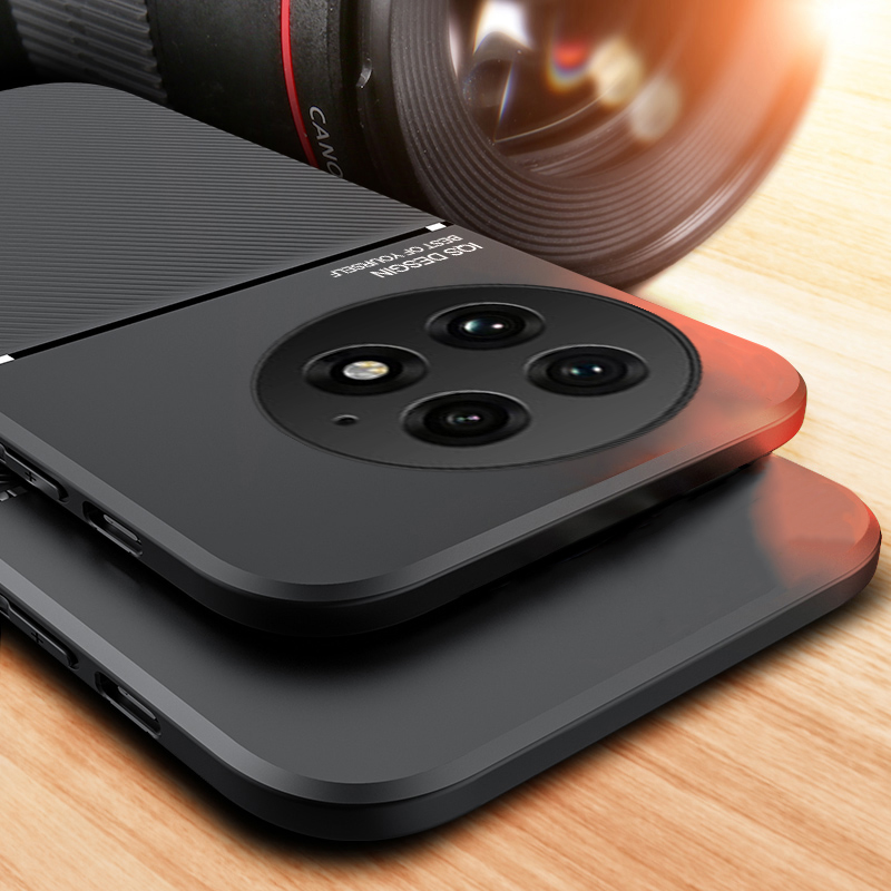 New Phone case OnePlus13 Back cover Rough Cross Patterned Magnetic Soft Silicone Leather for OnePlus 13 case.