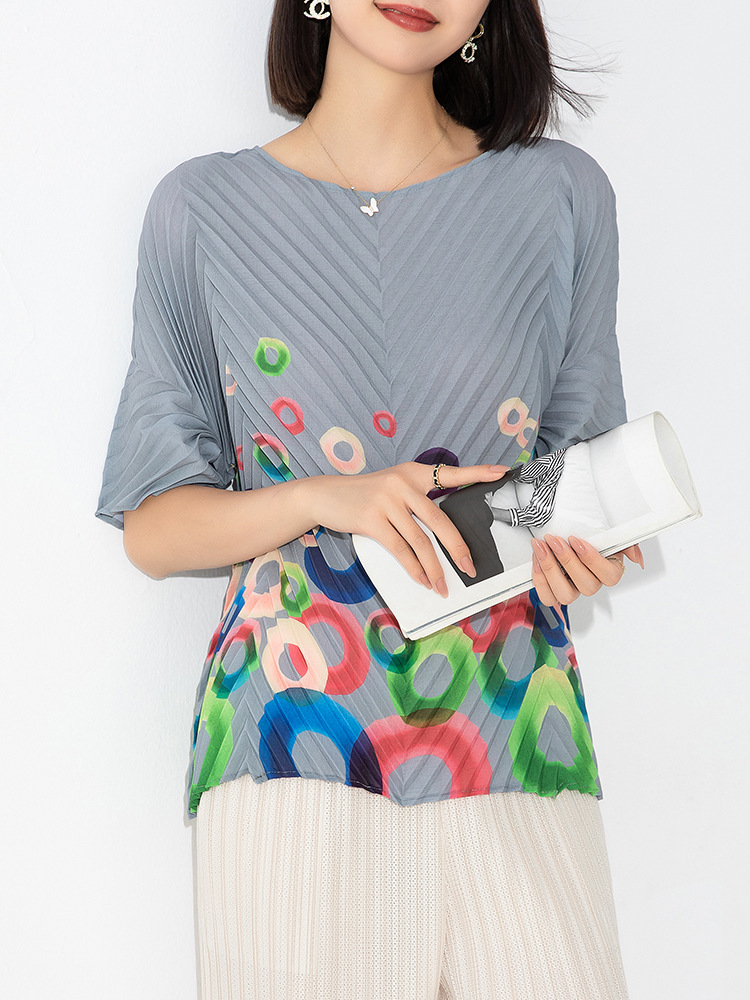 Ngắn tay hàng đầu phong cách lỏng cỡ lỡn cổ tròn áo thun Handmade xếp li in thoải mái Áo phông xếp li # rs20230319