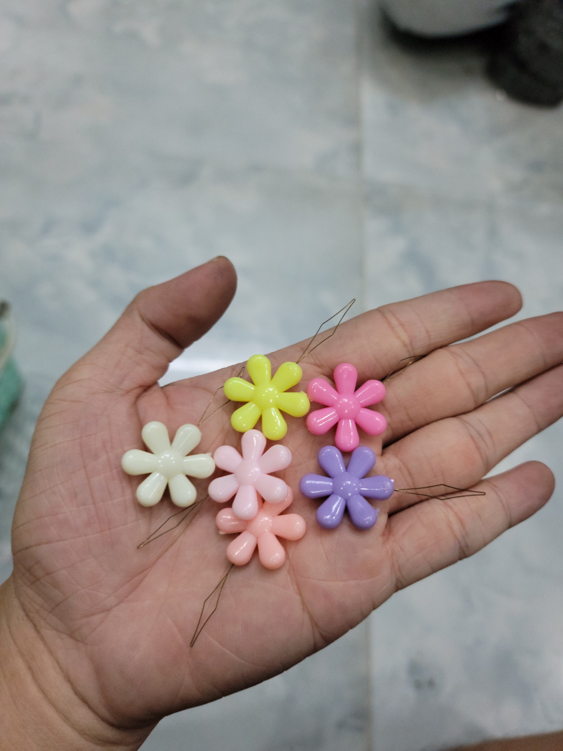 Thread Threaders Cost 14K/Piece (Random Color Delivery)