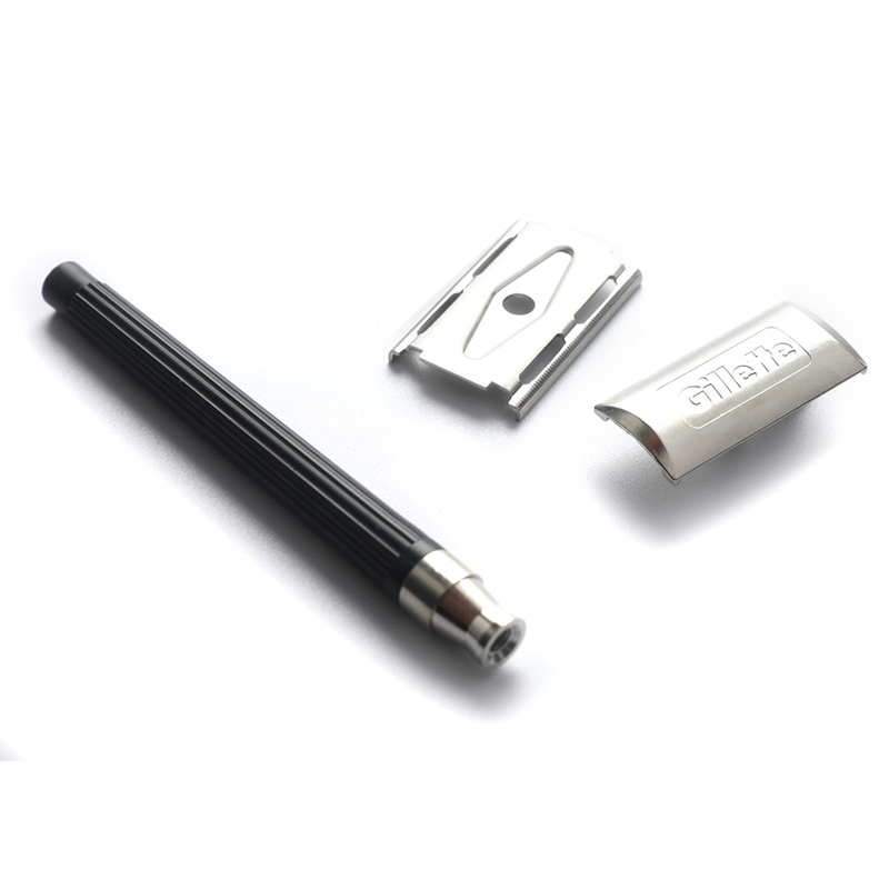 New Shaving Razor For Men 1 Holder With Blade Classic Safety Razor Shave Beard. 