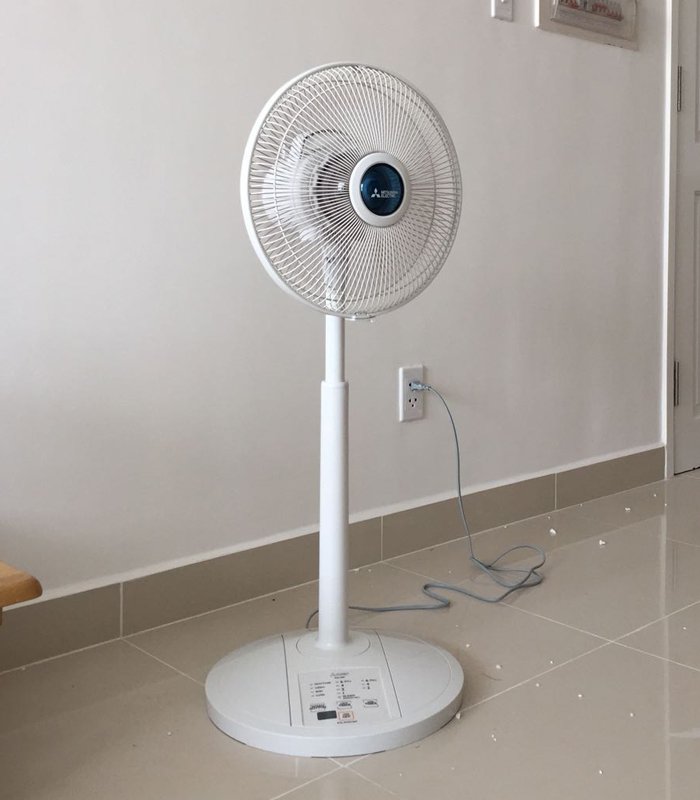 Stand Fan Mitsubishi R30-HRA
