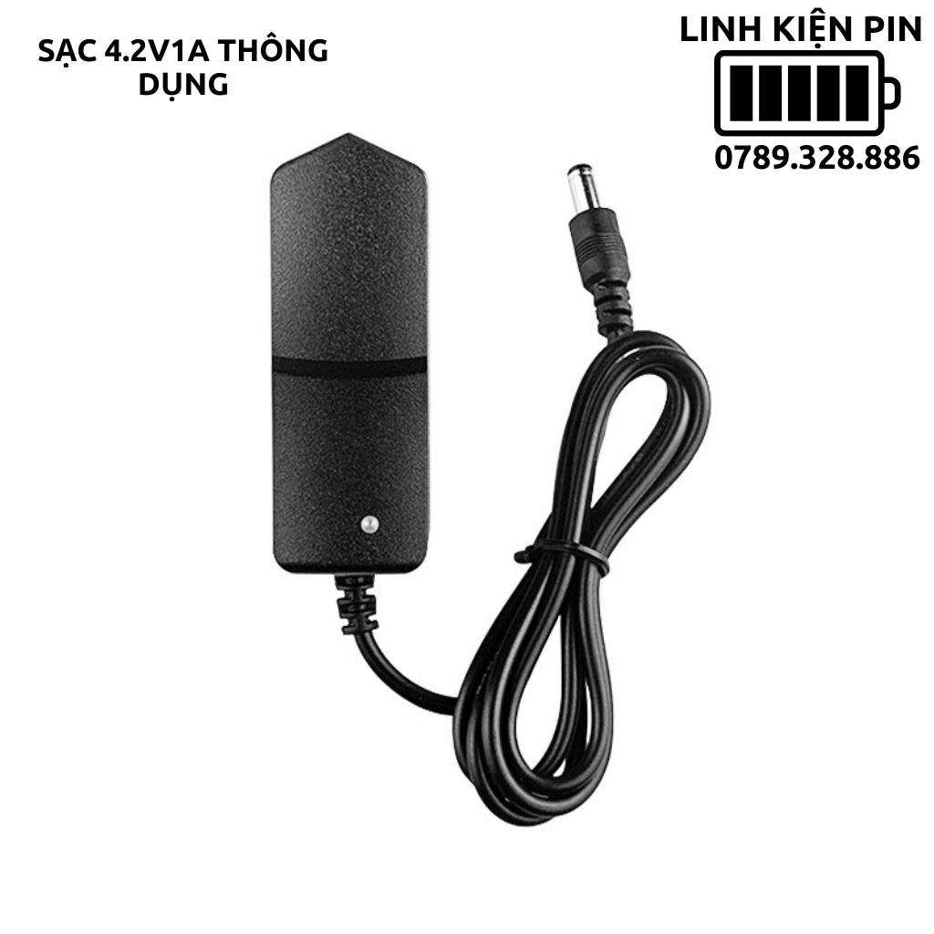 Sạc pin Lion 1S 4.2V có đèn báo đầy