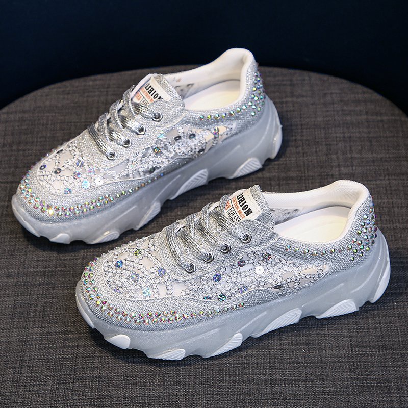 Giày sneaker cột dây đính đá kim sa thoáng khí