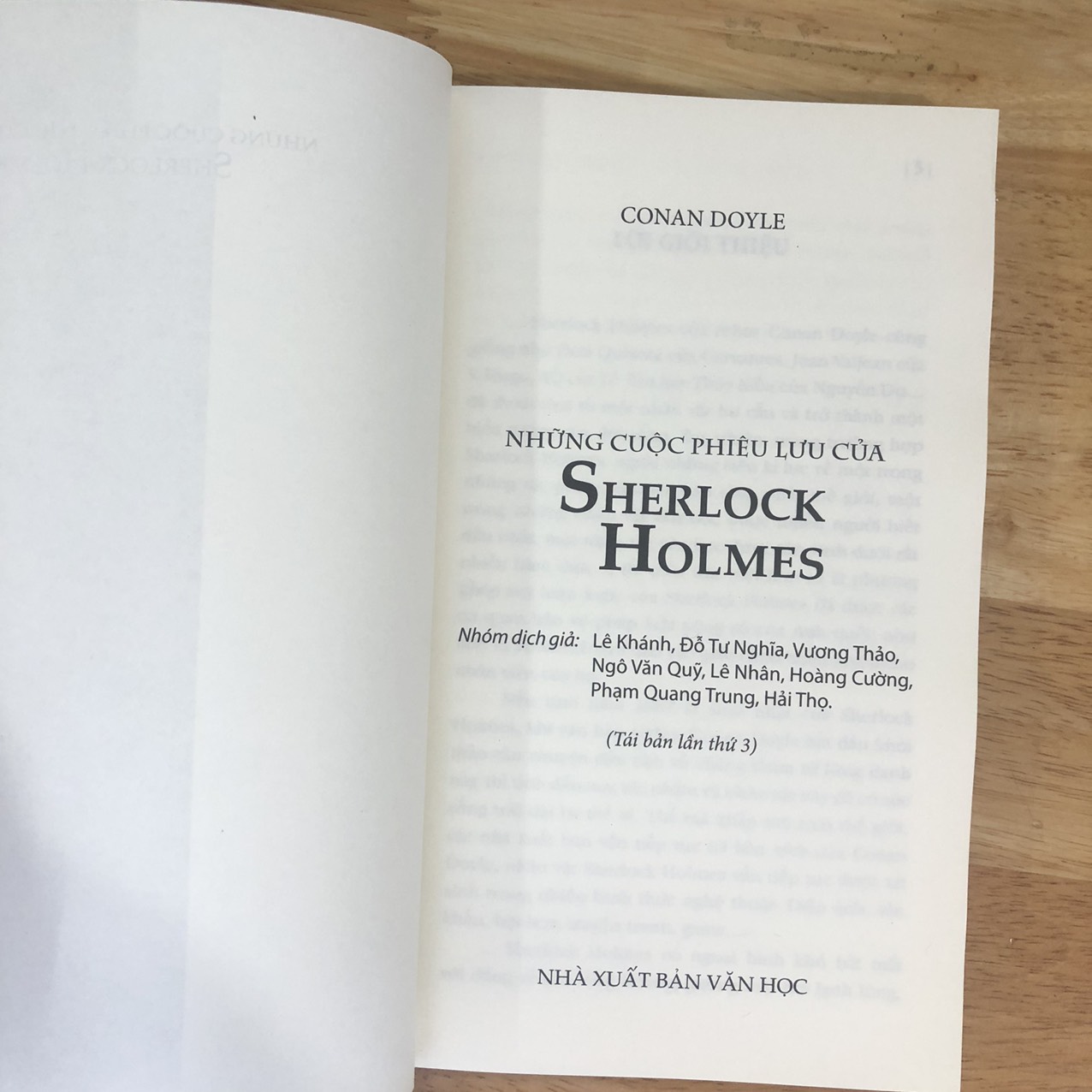 Book: the Adventures of Sherlock Holmes (Tb)