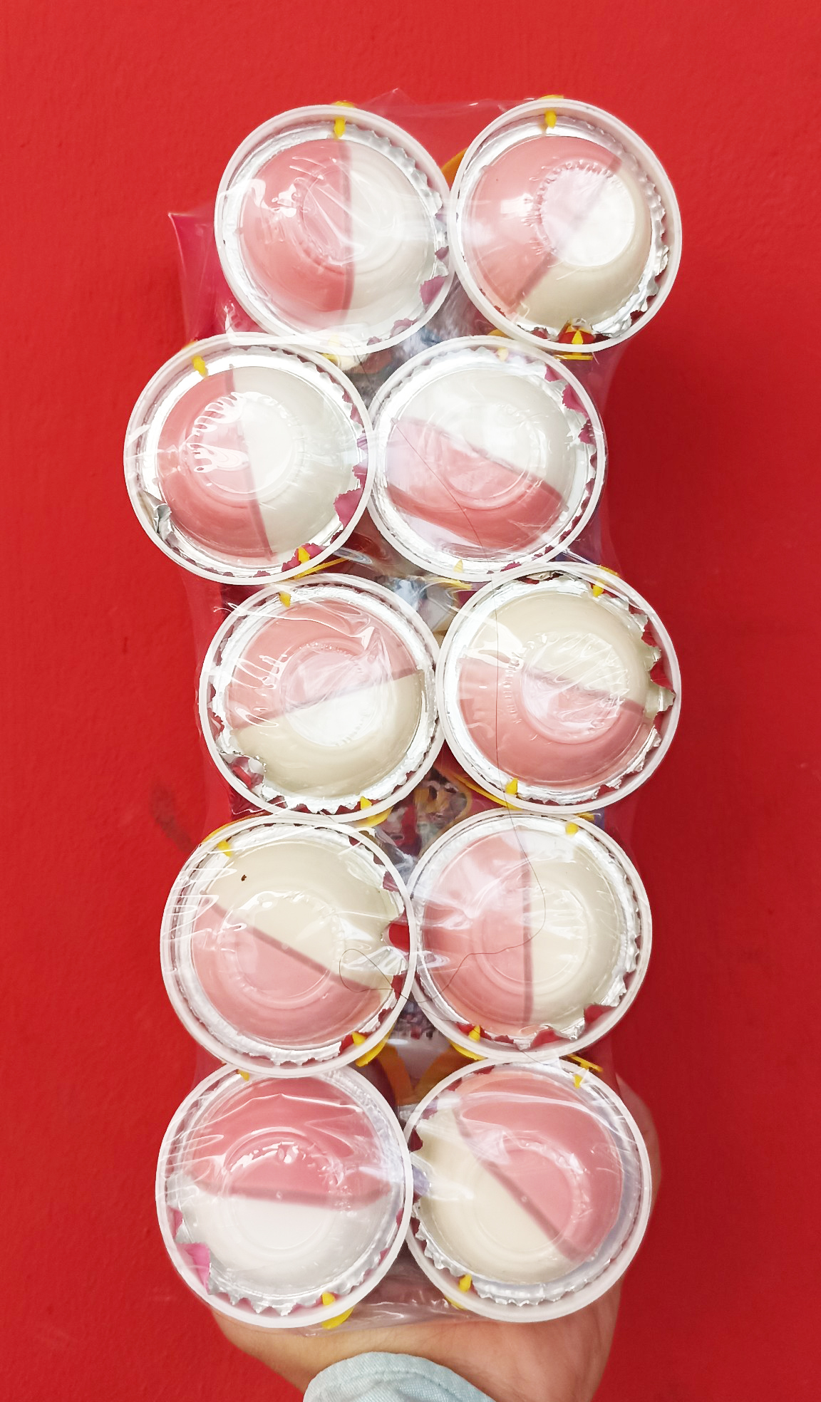 Bánh Chấm Socola Dâu Dứa Ohlala (10 Ly)