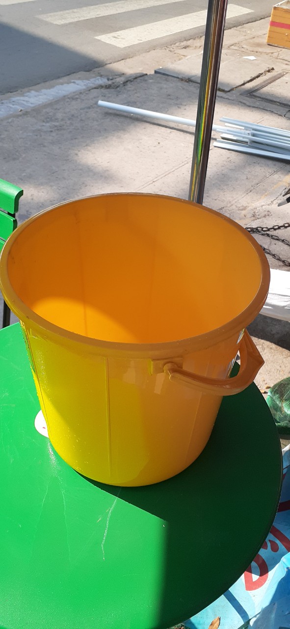 Xô nước không nắp 20 lít Vĩ Hưng