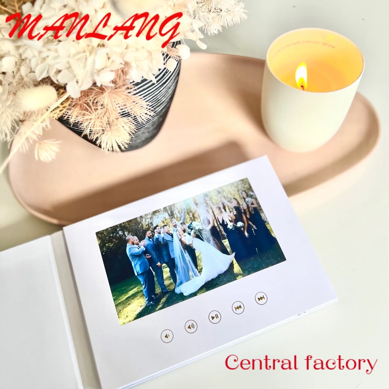 %E3%80%90Exclusive%20Offer%E3%80%91Custom%20Custom%20Linen%20Material%207%20inch%2010%20inch%20IPS%20Screen%20Digital%20Card%20Video%20Brochure%20Wedding%20Motion%20Video%20Book%20-%20Image%207