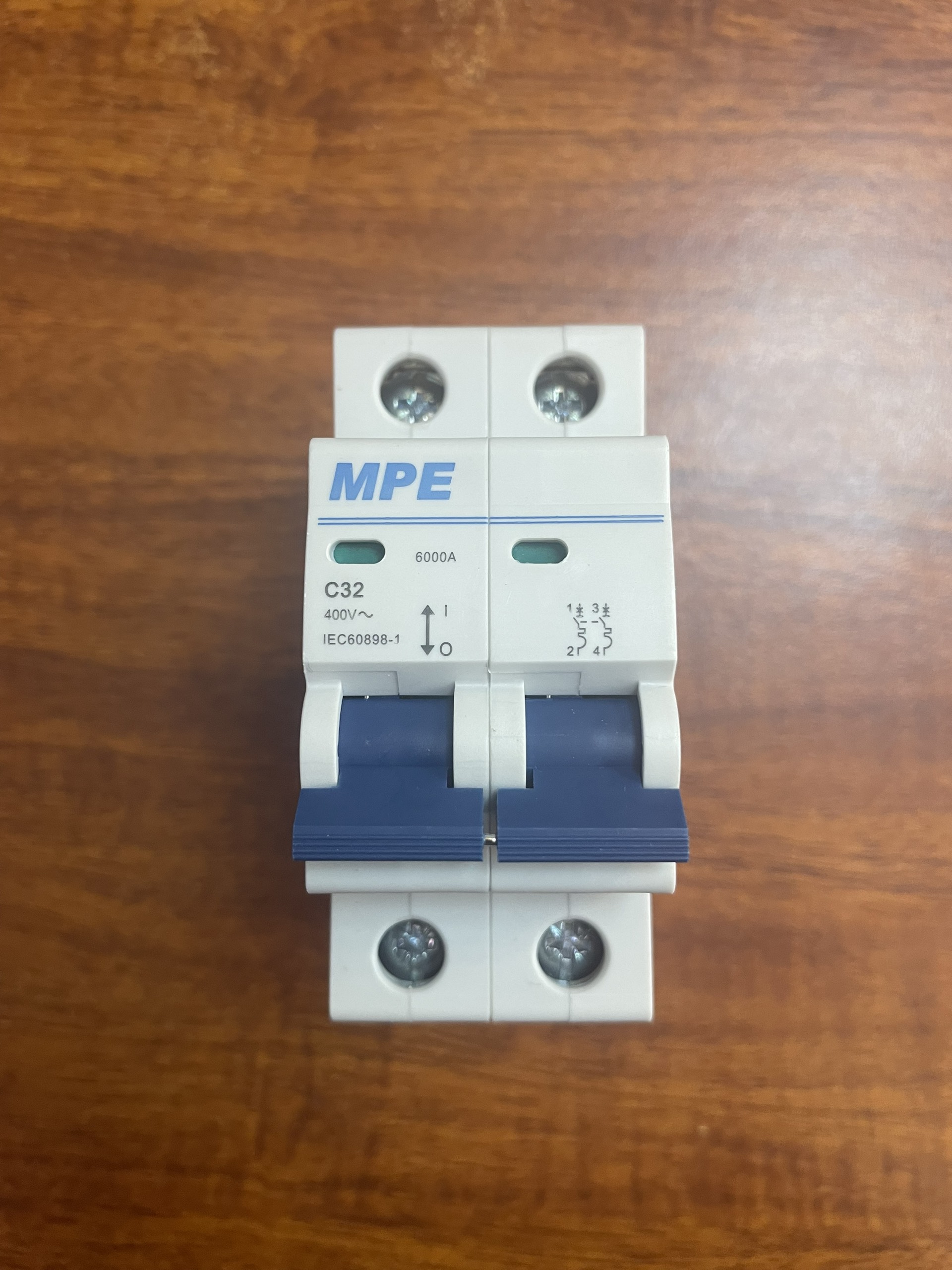 CẦU DAO TỰ ĐỘNG 2 PHA (Attomat 2 pha) MPE