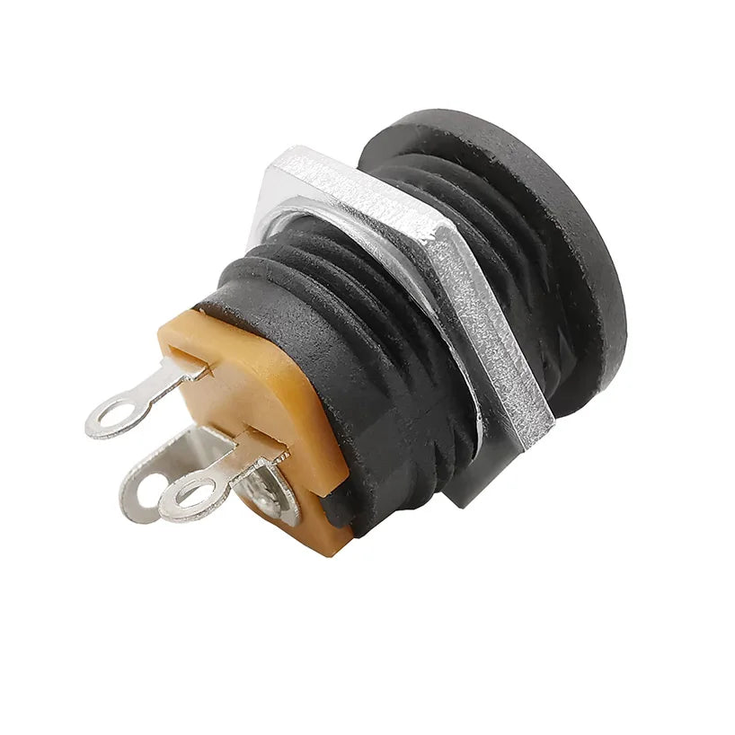 Dc%20power%20Female%20Connector%203%20Pin%20With%20Nut%20-%20Image%204
