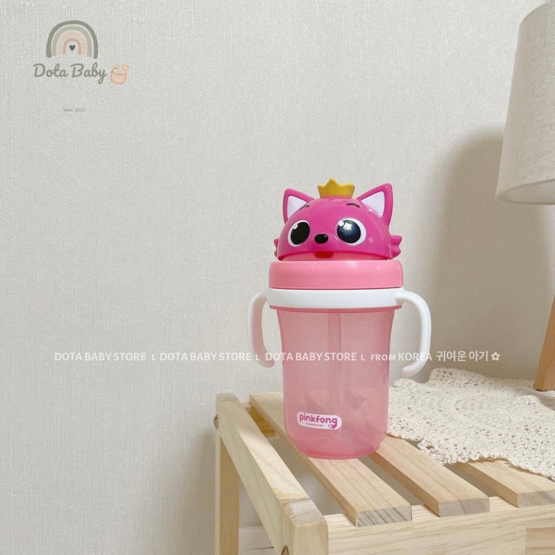 Bình nước 3d babyshark/pinkfong có tay cầm dễ thương cho bé 300ml