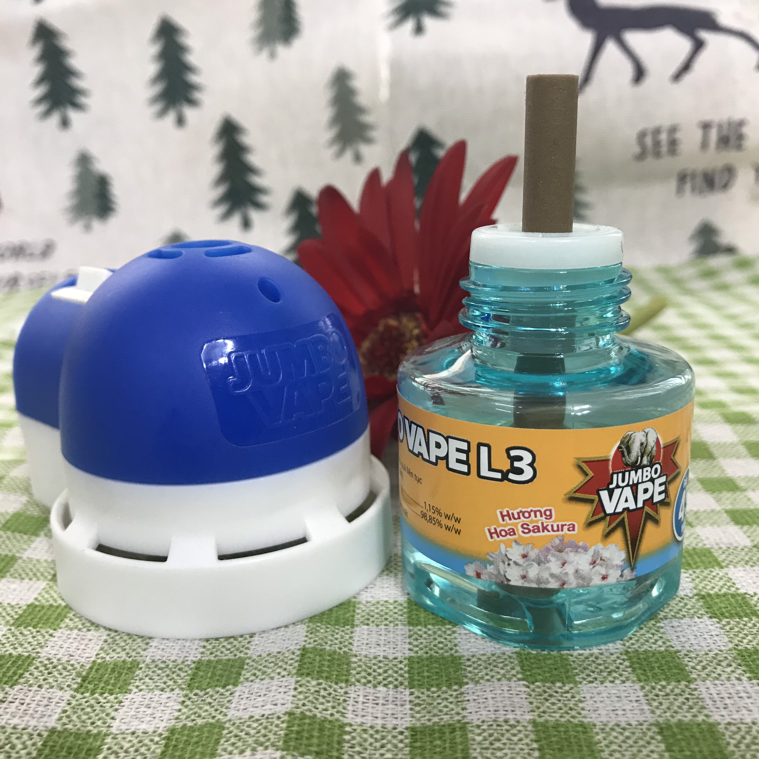 (Voucher giảm 9% tối đa 100k) Máy xông Tinh dầu và Lọ tinh dầu Jumbo đuổi muỗi, côn trùng- Hàng Nhật chính hãng