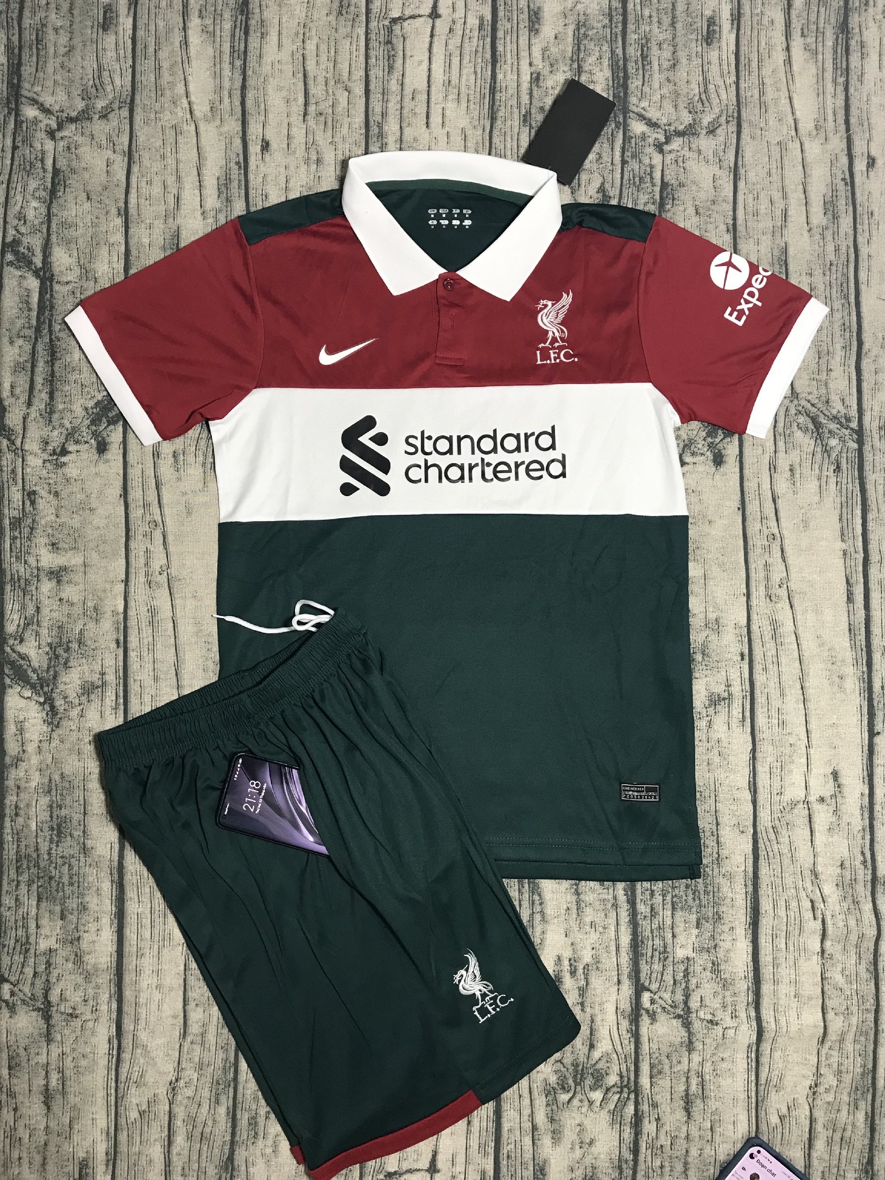 Quần áo bóng đá CLB Liverpool sân khách 3