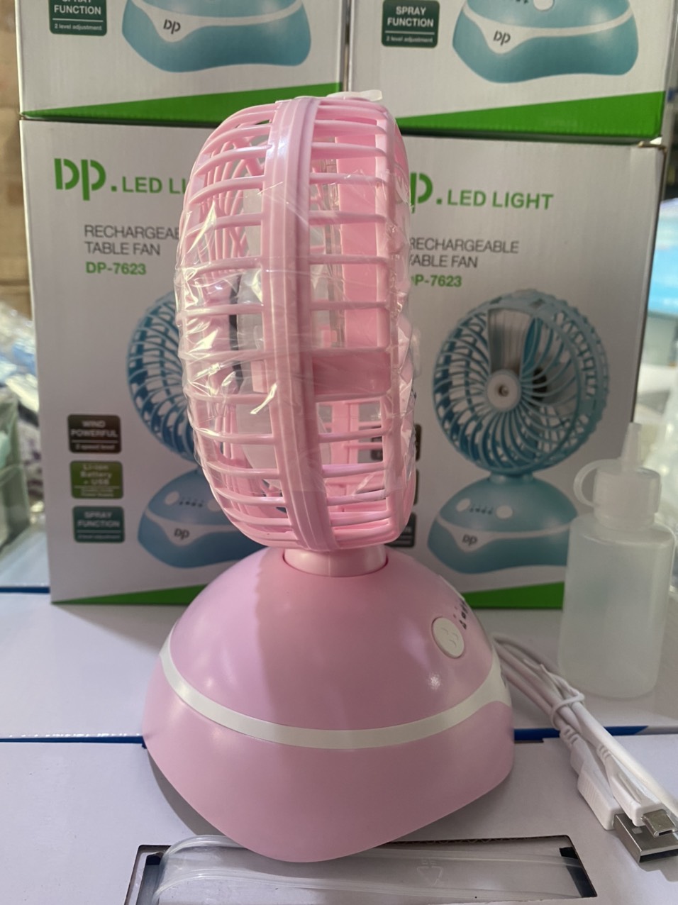 Quạt Phun Sương Để Bàn DP-7623