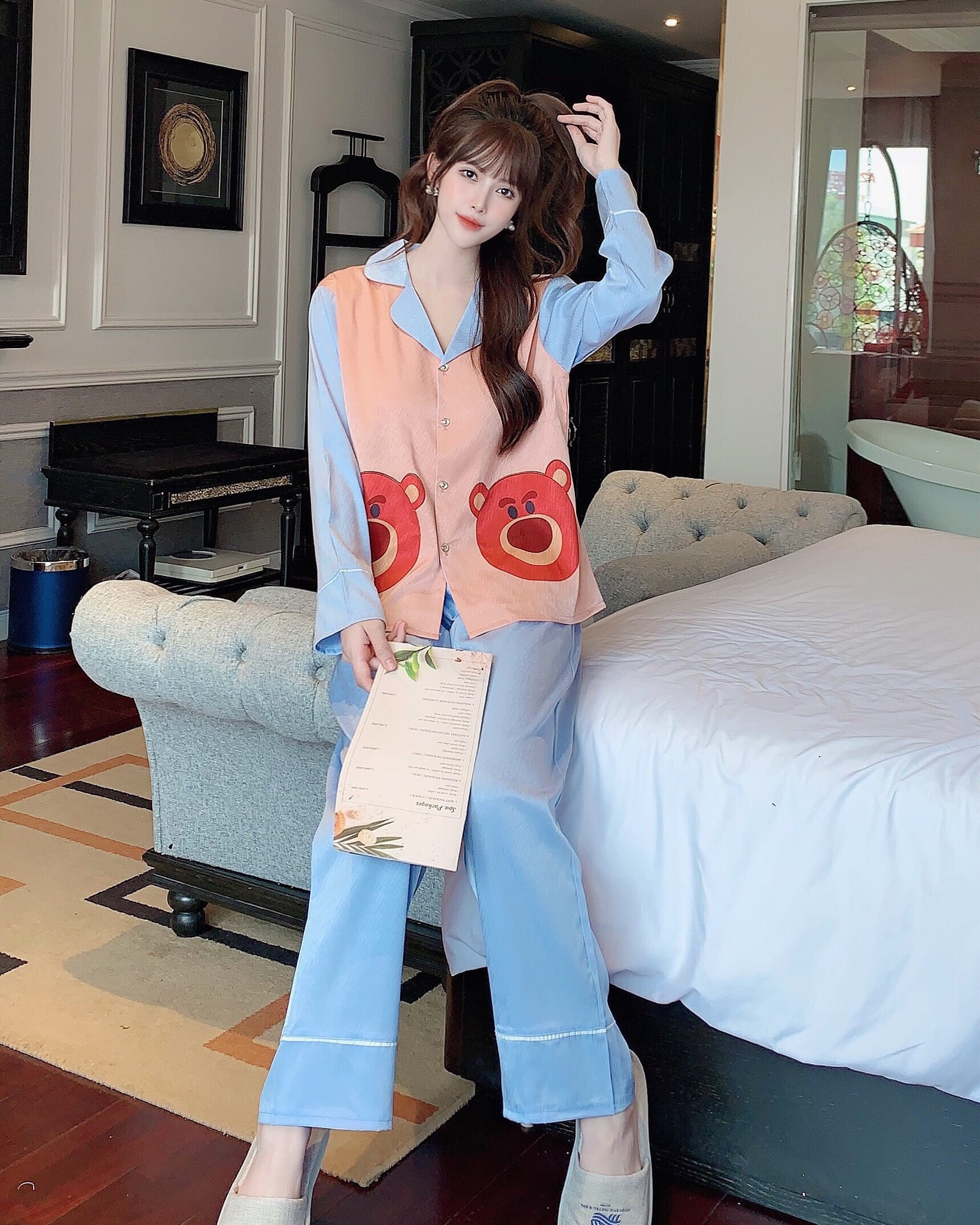 Đồ Bộ Lụa Satin Cao Cấp Dài Kiểu Dáng Cực Xinh  - Mẫu mặc sp thật