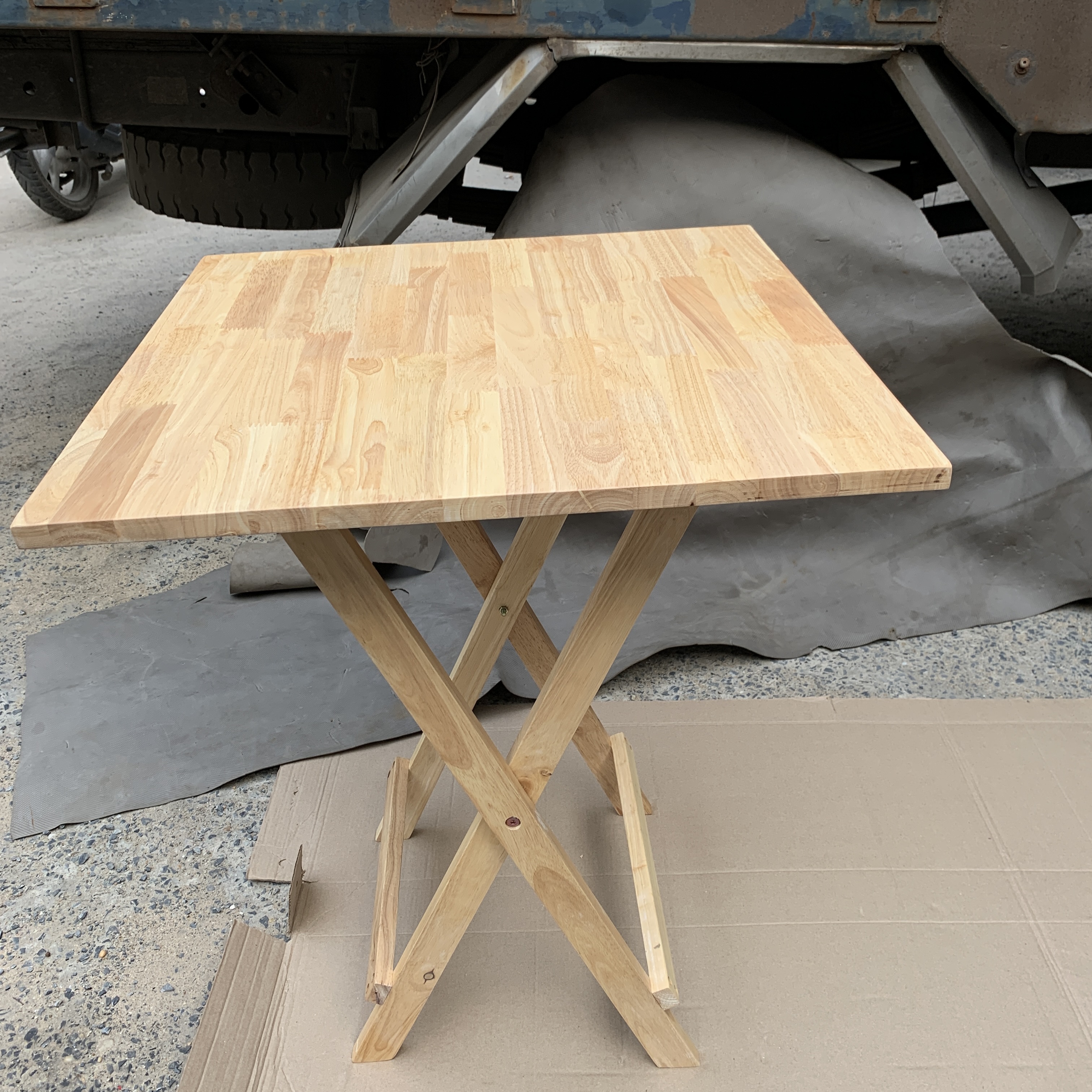 Bàn vuông xếp gọn 60x60cm cao 75cm