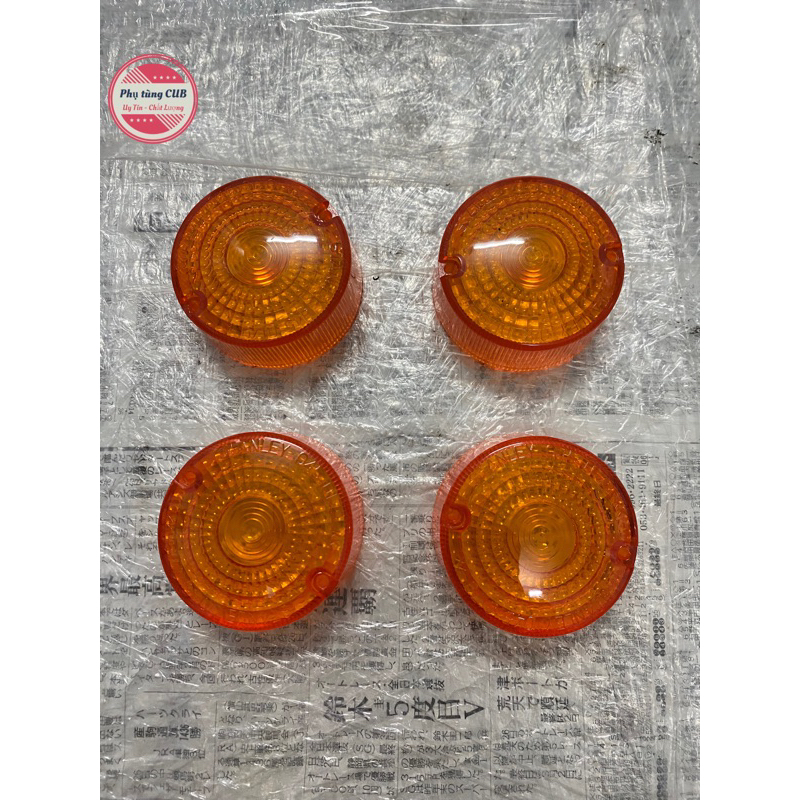 Ốc gắn chụp xi nhan 81 ( 1 con )