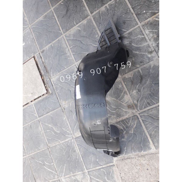 Chắn bùn lòng dè trước Hyundai I10 Grand