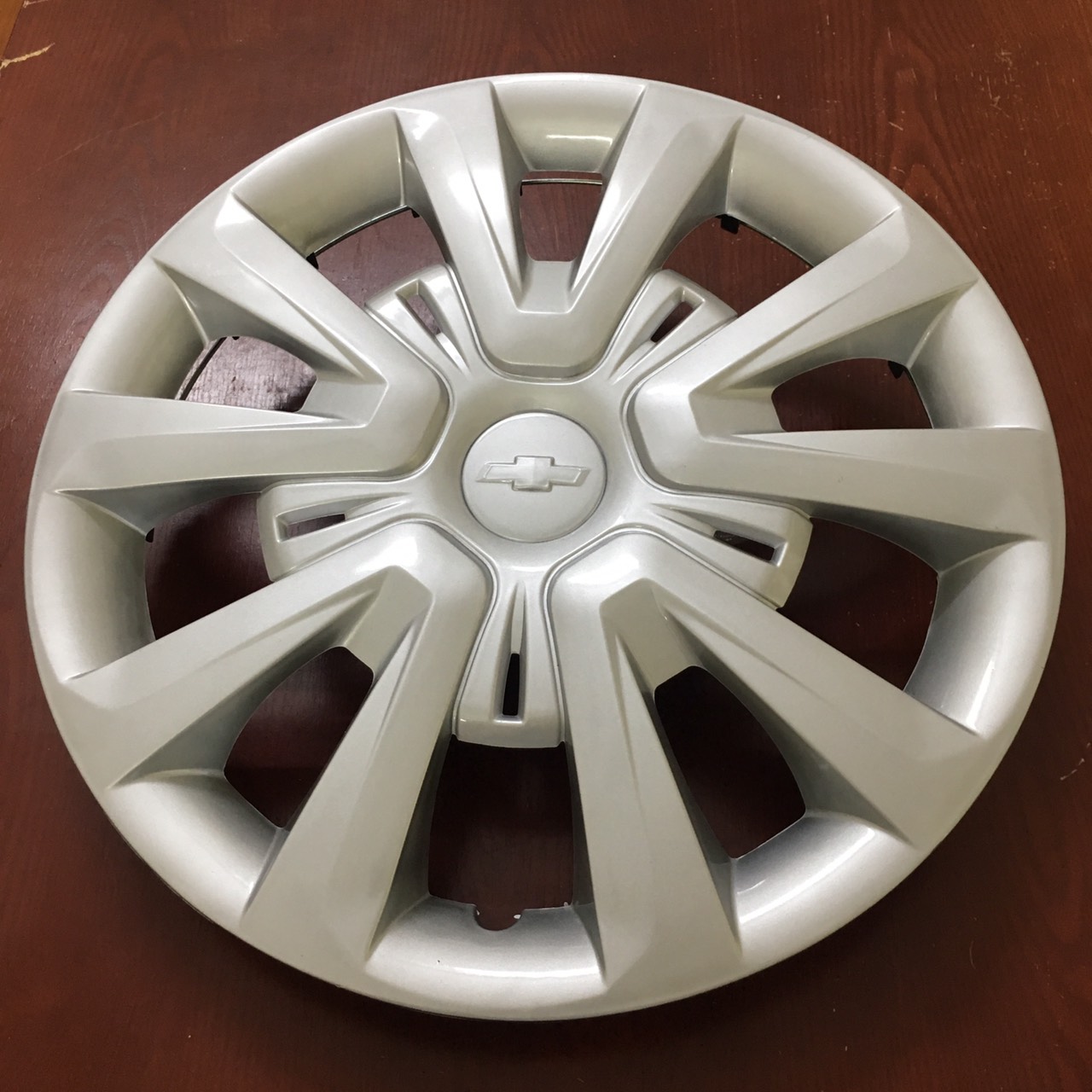 Ốp Chụp Mâm 14 Inch Chervolet [ Màu Bạc ]