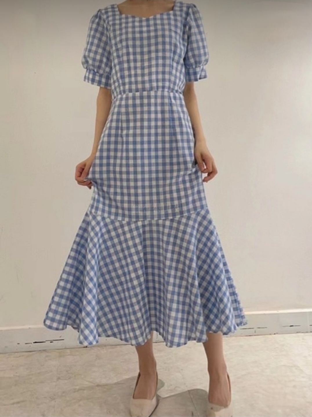 Váy kẻ caro dáng xòe xuất xứ Hàn Quốc