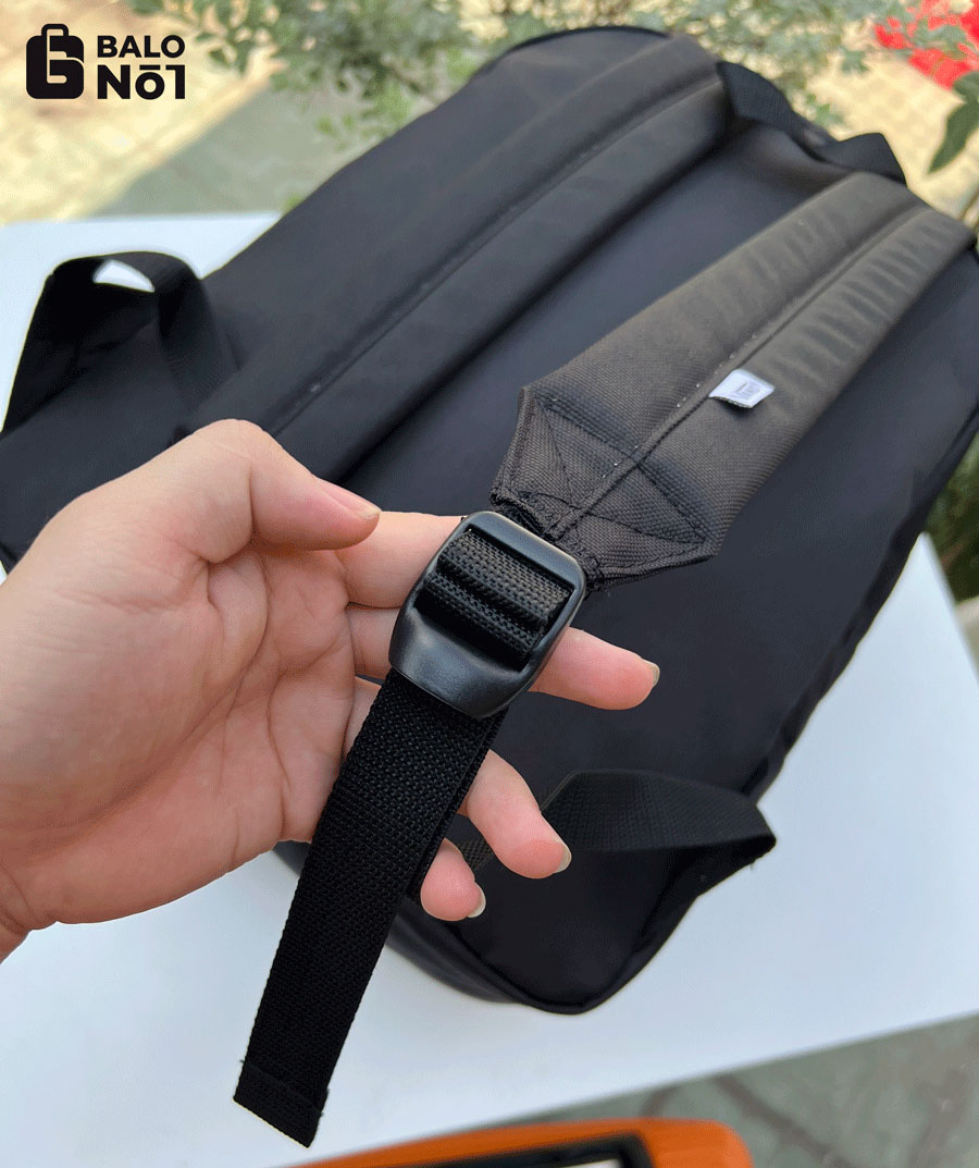 [Tặng kèm vớ] Balo Thời Trang Vans Of The Wall – Black