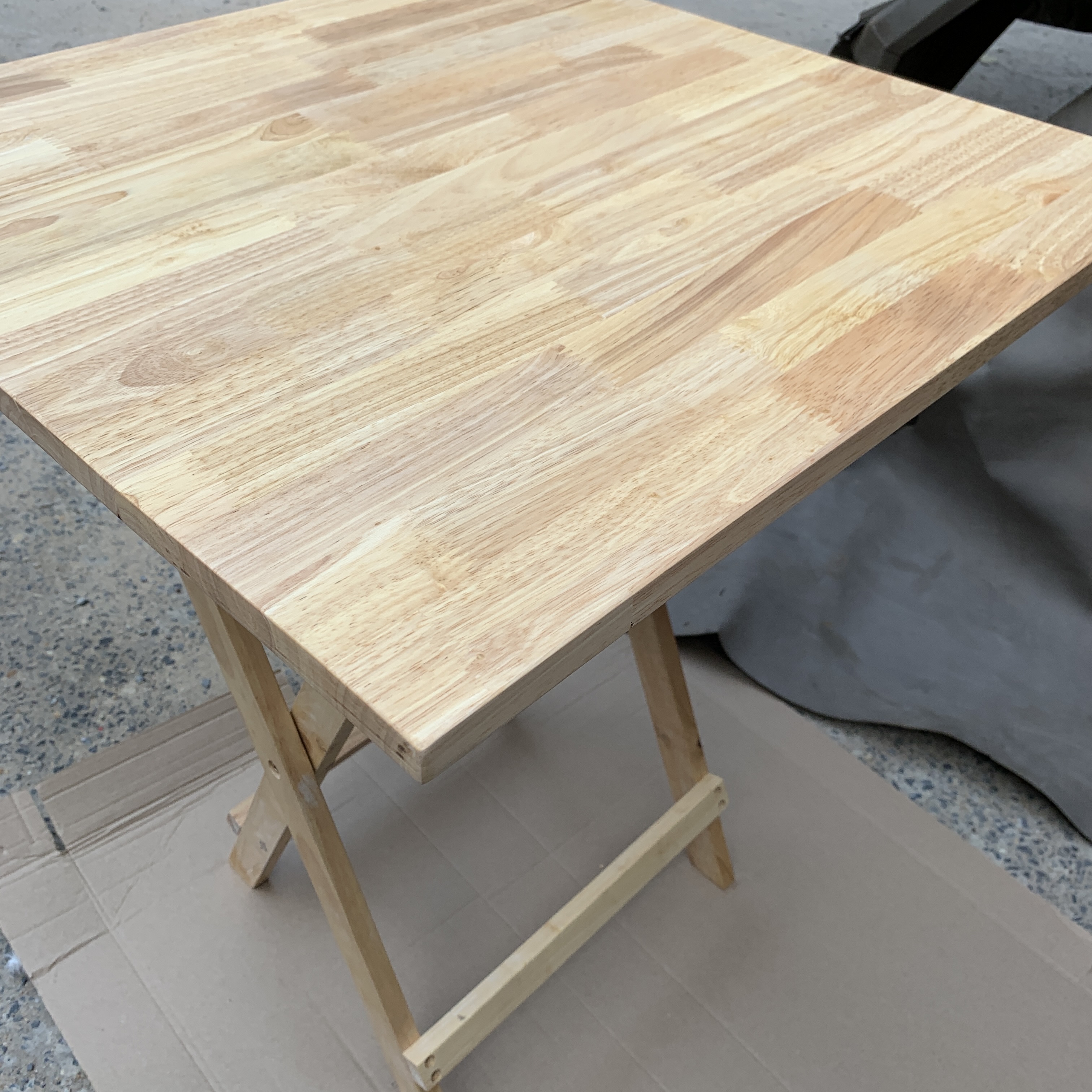 Bàn vuông xếp gọn 60x60cm cao 75cm