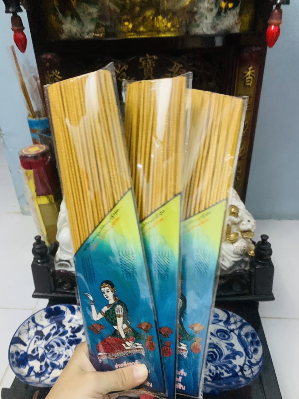 [HCM]Nhang thần tài nhập khẩu thái lan 79 cây