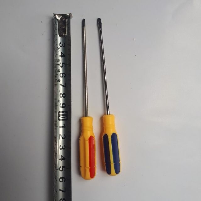 (Combo 2 chiếc) tô vít nhỏ gồm 1 chiếc 2 cạnh  và 1 chiếc 4 cạnh dài 10cm  thân phi 3mm