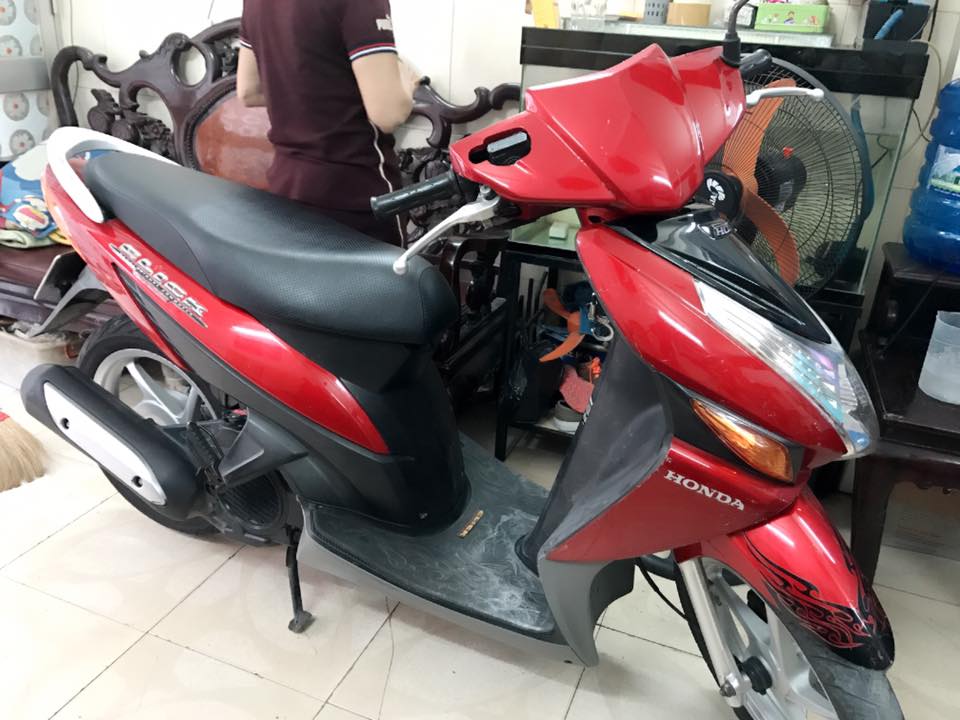 Nẹp Sườn Dưới Click 110 Chính Hãng Honda