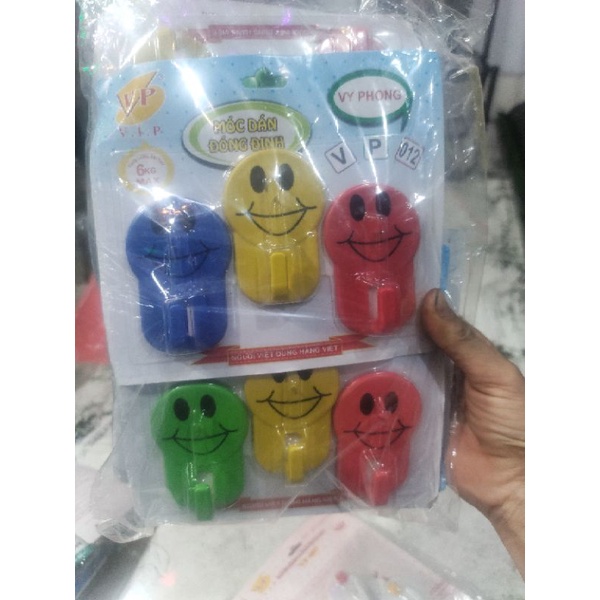 vỉ 3 móc dán tường đóng đinh chịu lực