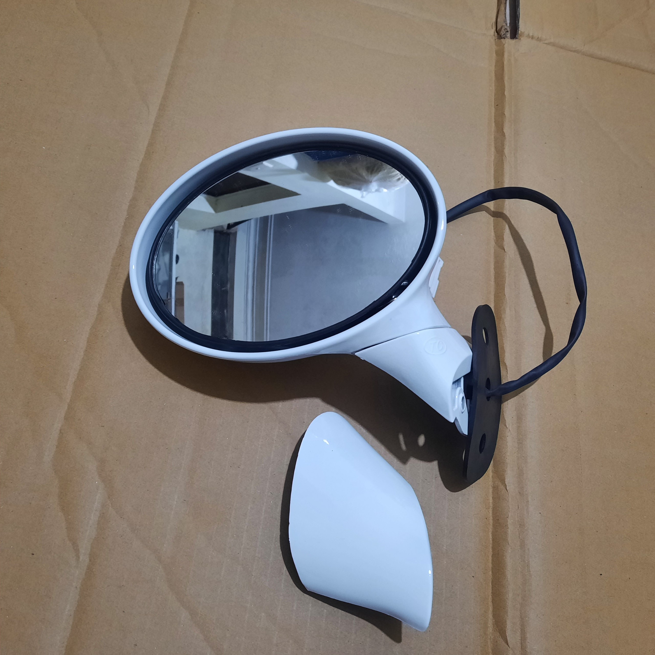 Gương chiếu hậu chery qq
