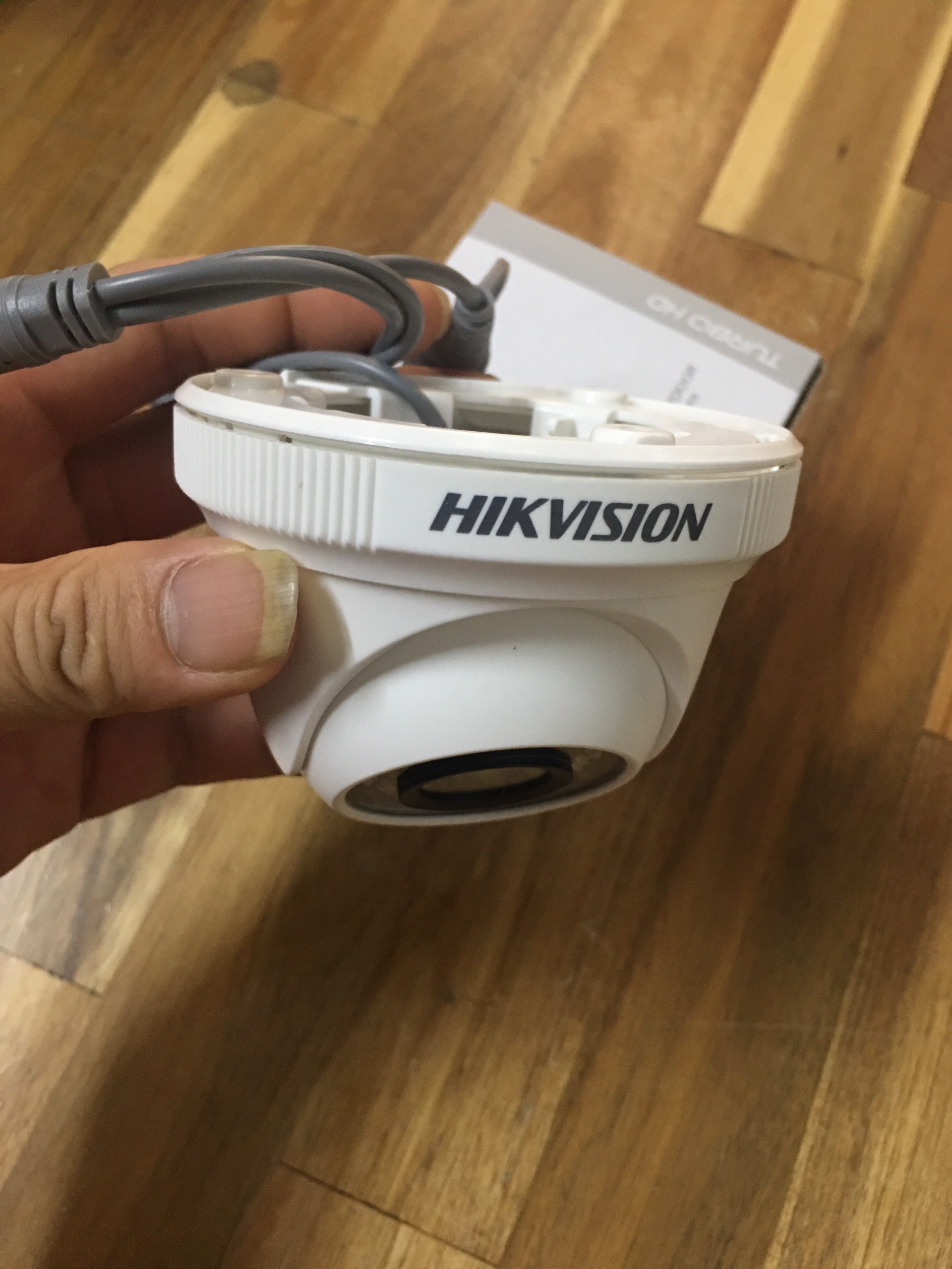 Camera Hikvision DS-2CE56B2-IPF 2.0 Megapixel