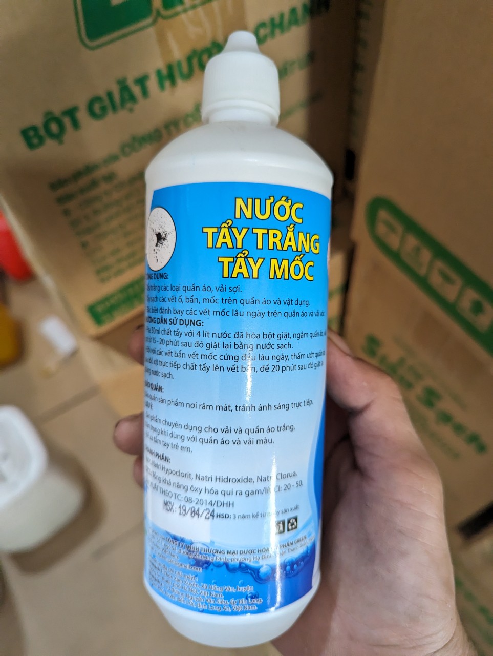 Nước tẩy mốc, thâm kim quần áo DIMARK 550ml