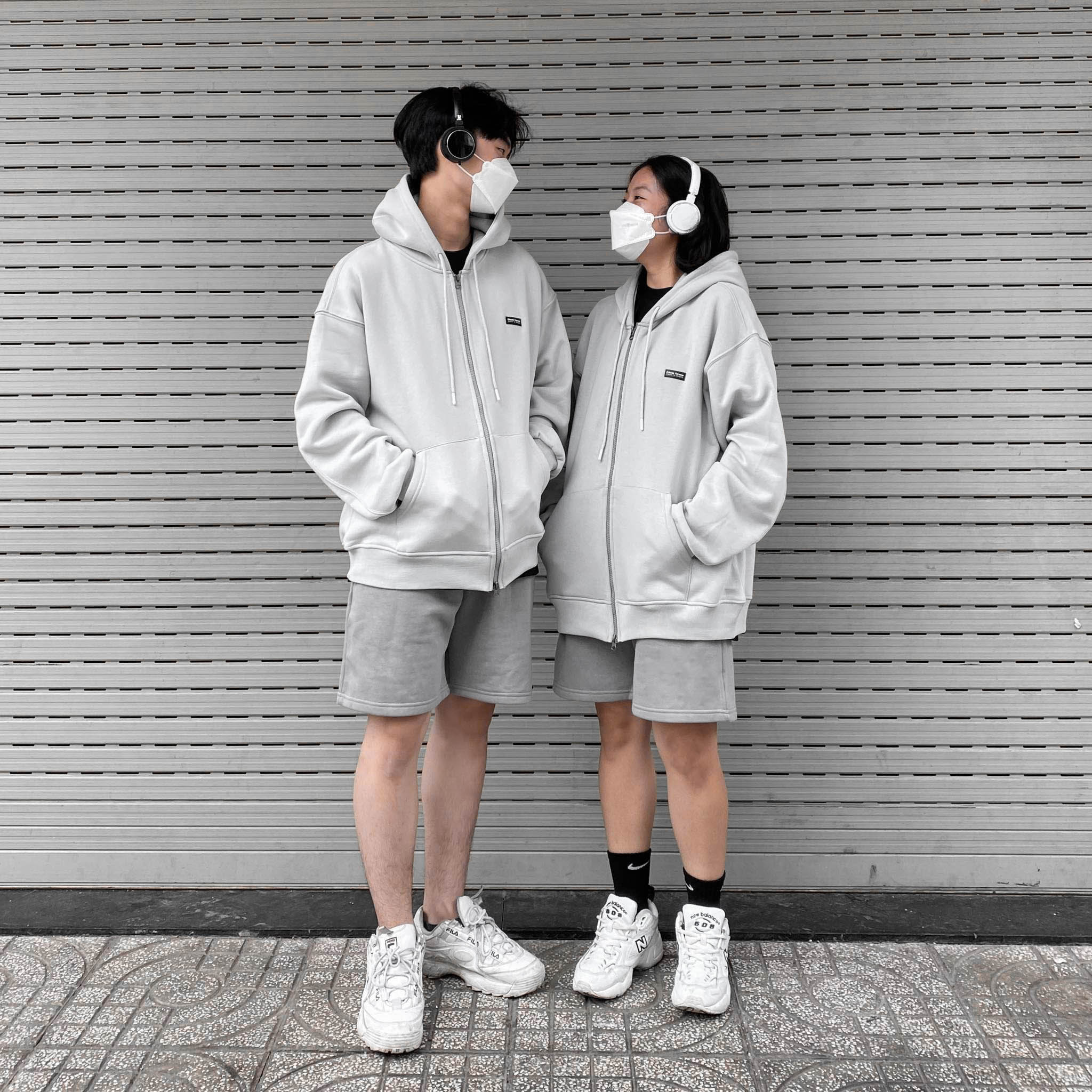 ÁO KHOÁC FF OVERSIZE ZIP HOODIE Ừ