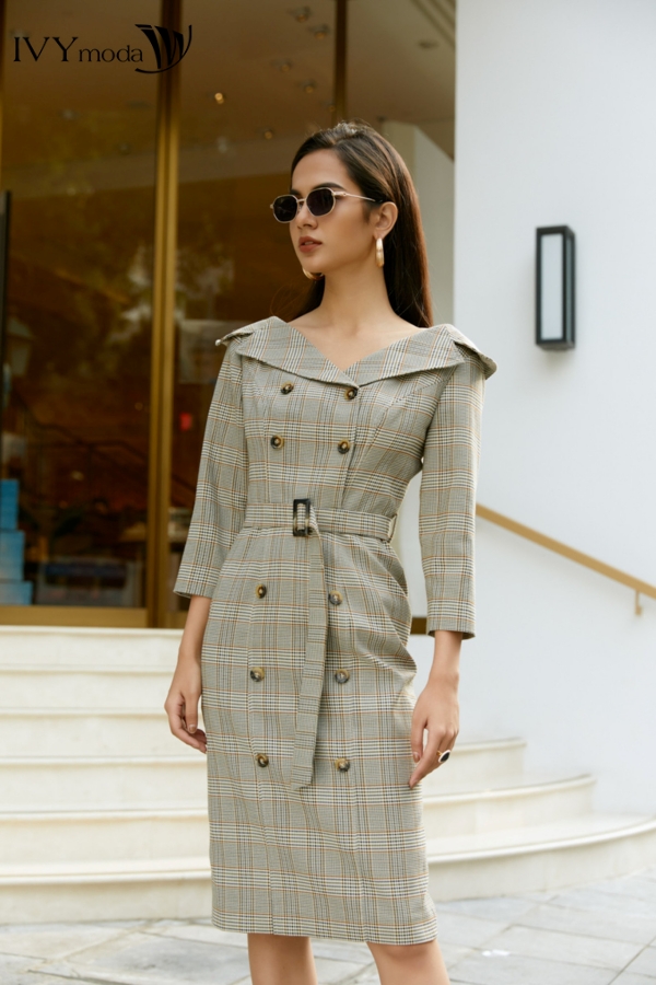 [TỪ 22-24.1|VOUCHER 15% ĐƠN 500K] Đầm kẻ cổ cách điệu IVY moda MS 48M6009