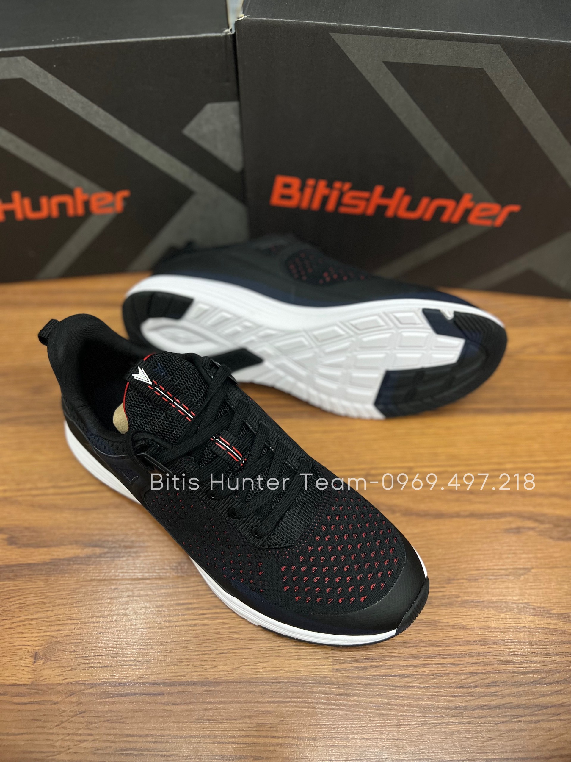 Giày Thể Thao Cao Cấp Nam Bitis Hunter Core 2022 - DSMH08200DEN thumbnail
