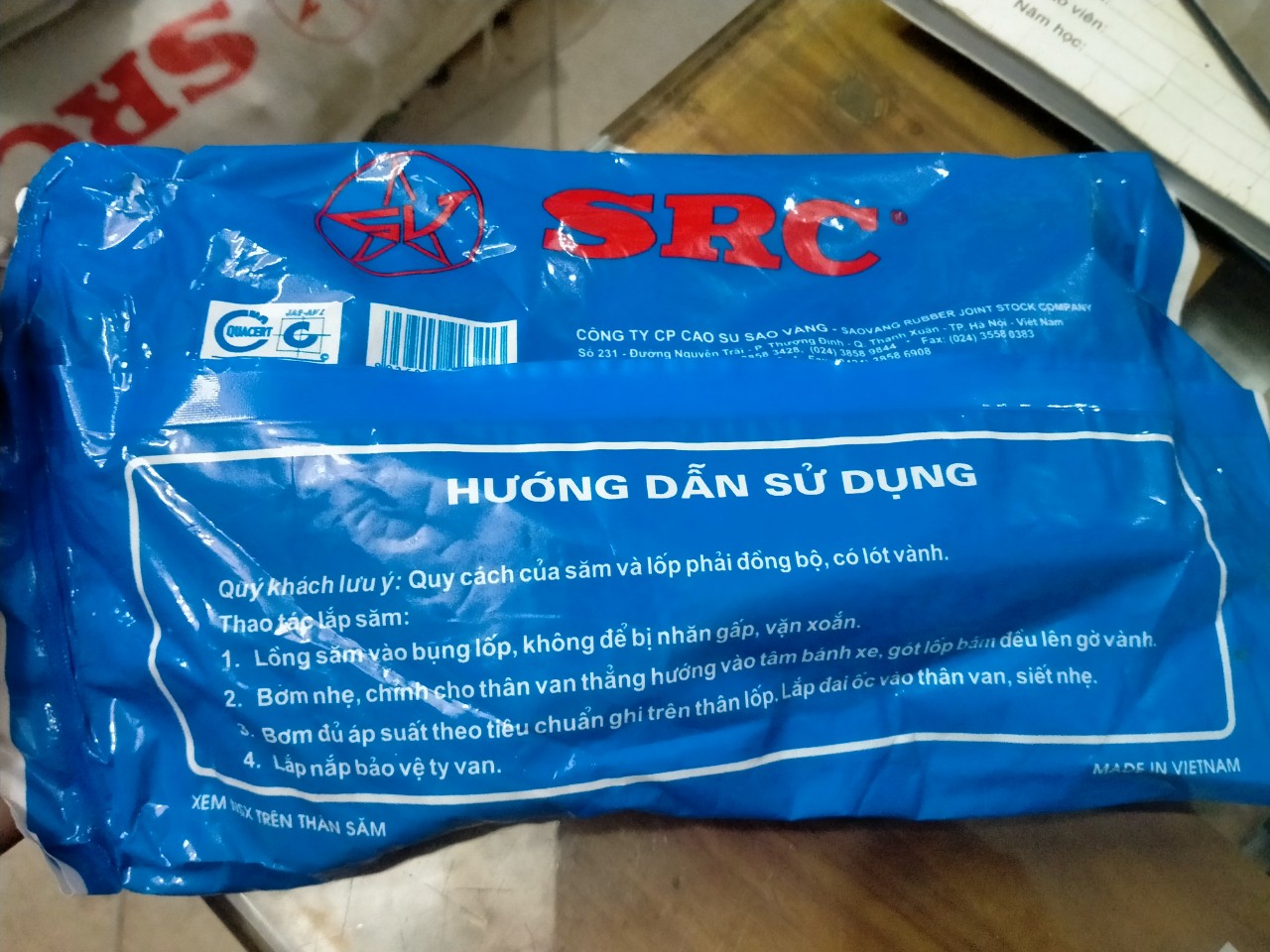 RUỘT (SĂM) XE MÁY SAO VÀNG 90/90-12 VAN THẲNG