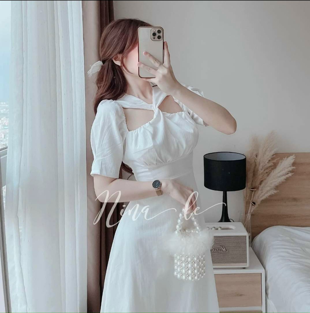 Đầm Dự Tiệc Cổ Chéo