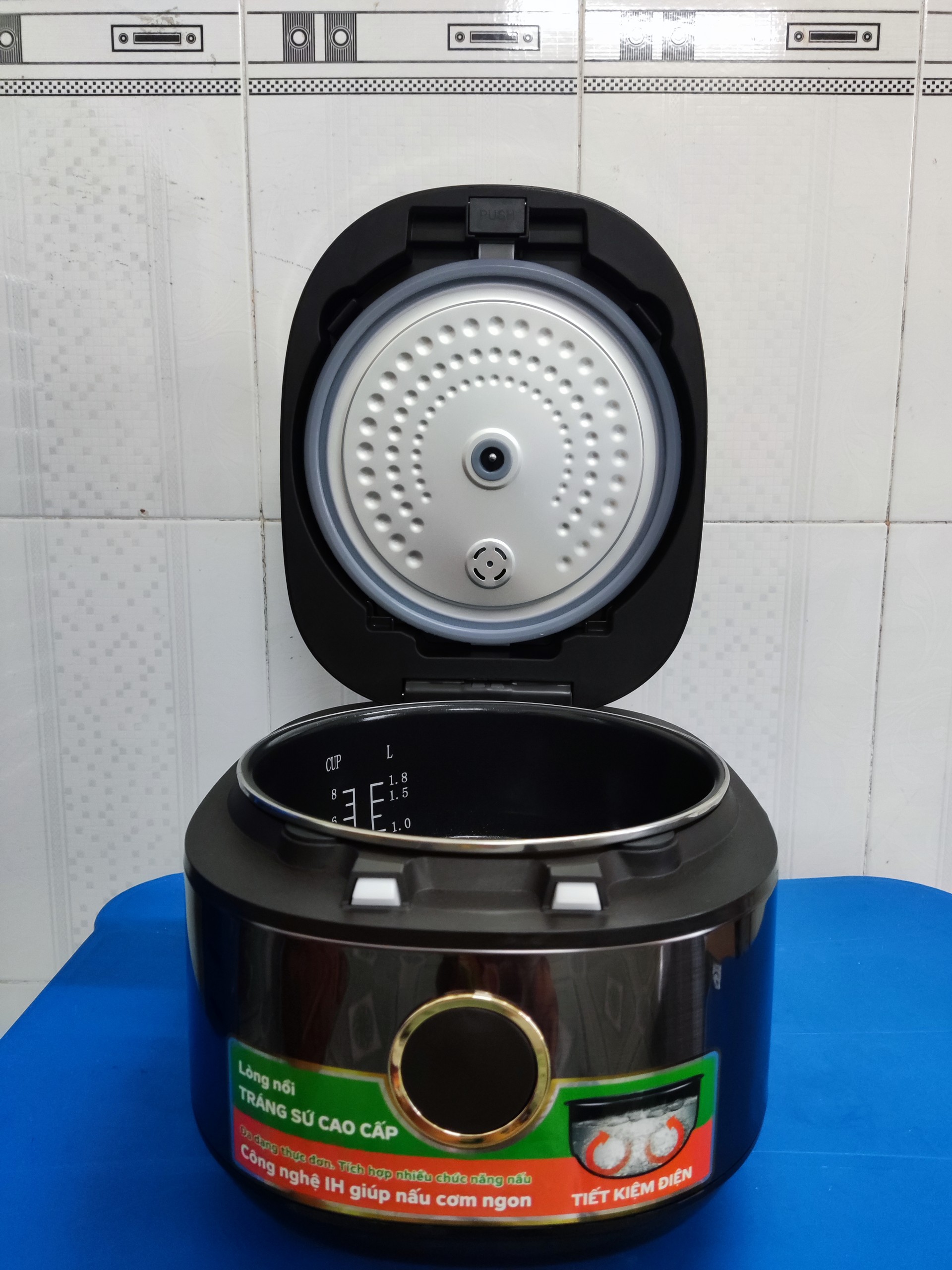 Nồi cơm điện cao tần Kangaroo KG599N