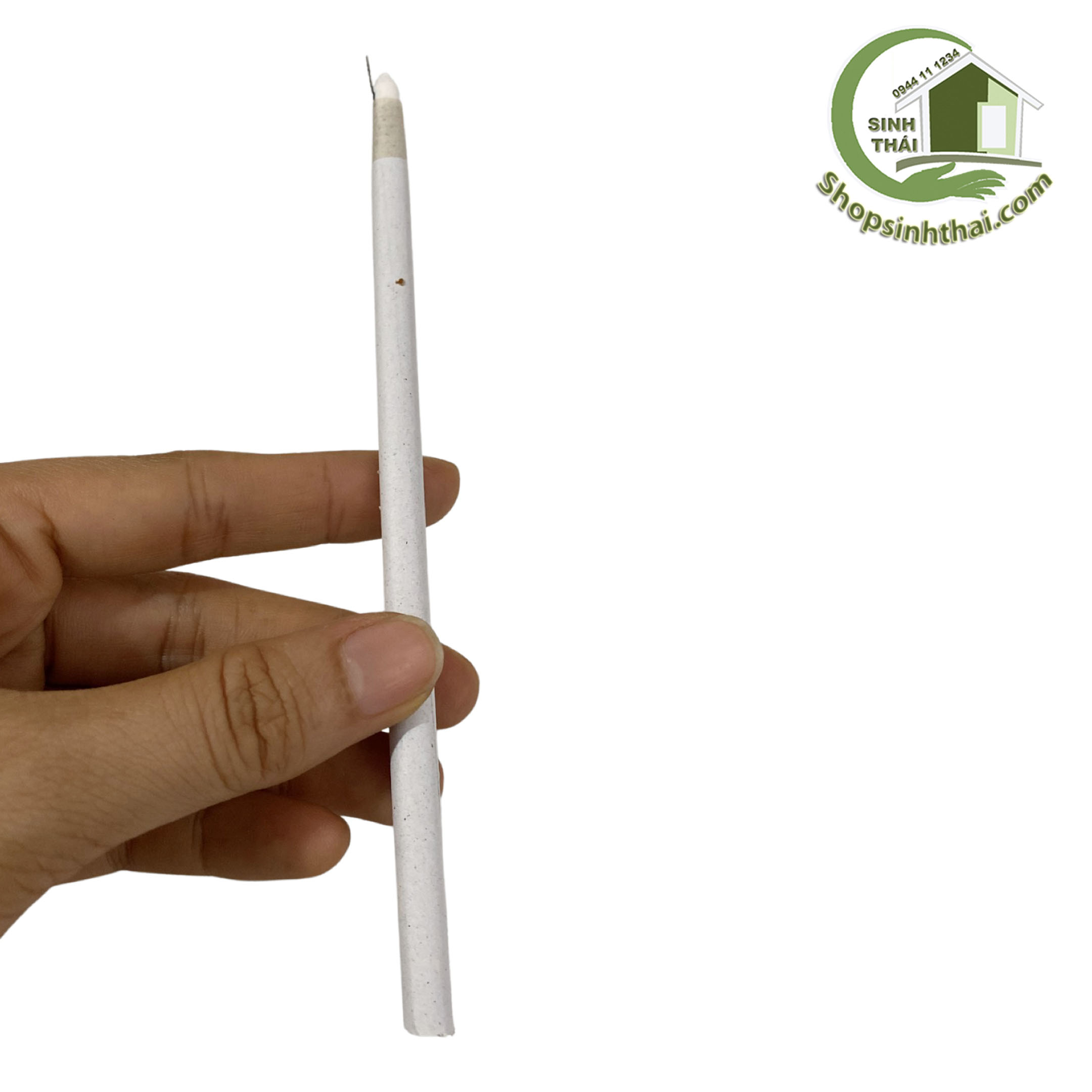 Bút sáp trắng bọc giấy vẽ lên vải