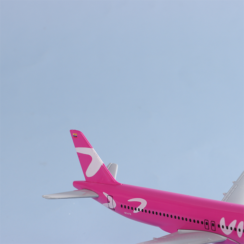 1:400%20Metal%20Aviation%20Replica%20Viva%20Air%20Aircraft%20Model%20Diecast%20Airplane%20Miniature%20Xmas%20Kids%20Room%20Decor%20Gift%20Toys%20for%20Boys%20-%20Image%203