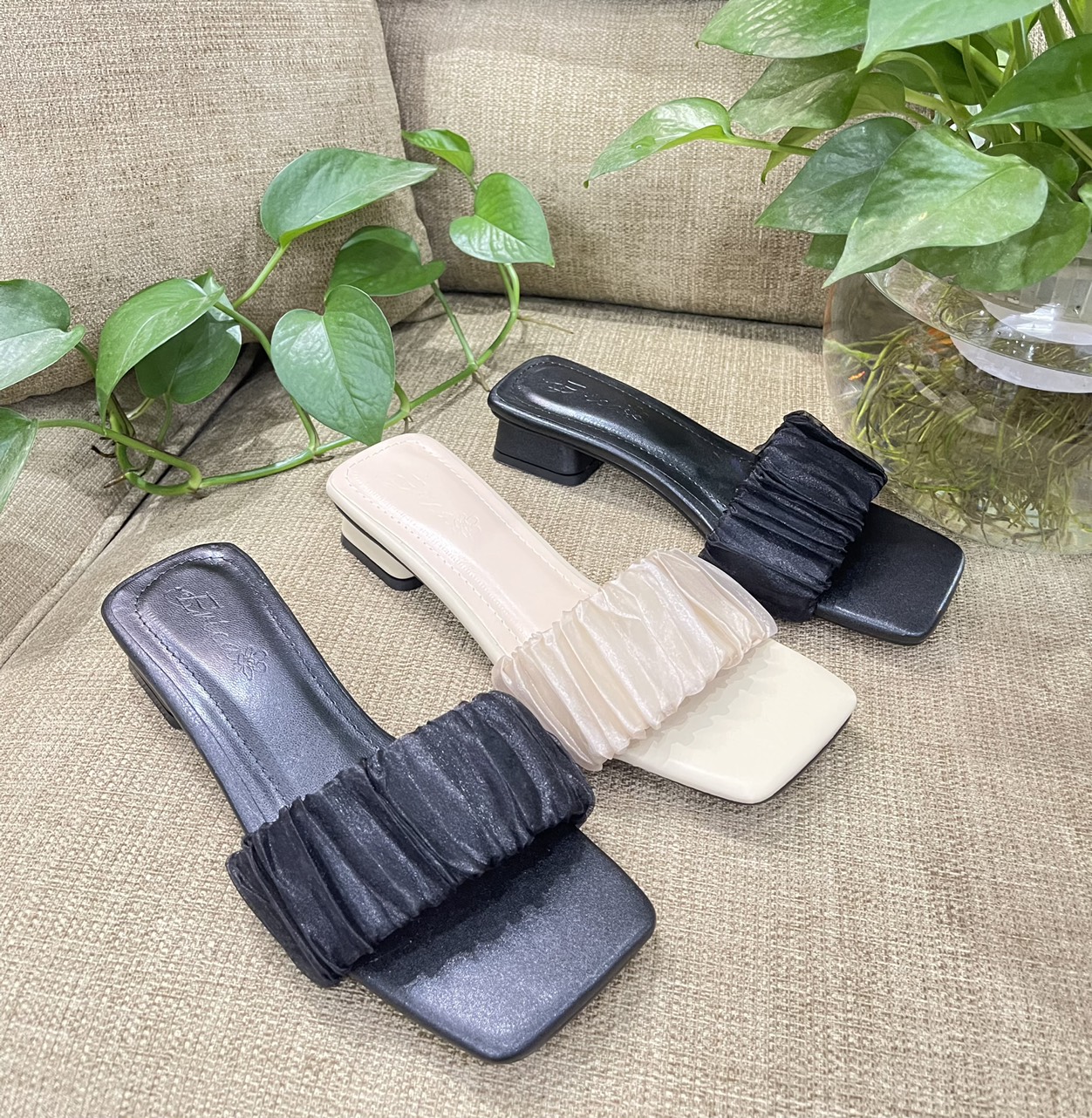 [SenXanh] Guốc quai ngang ren mỏng gót thấp  - 2P