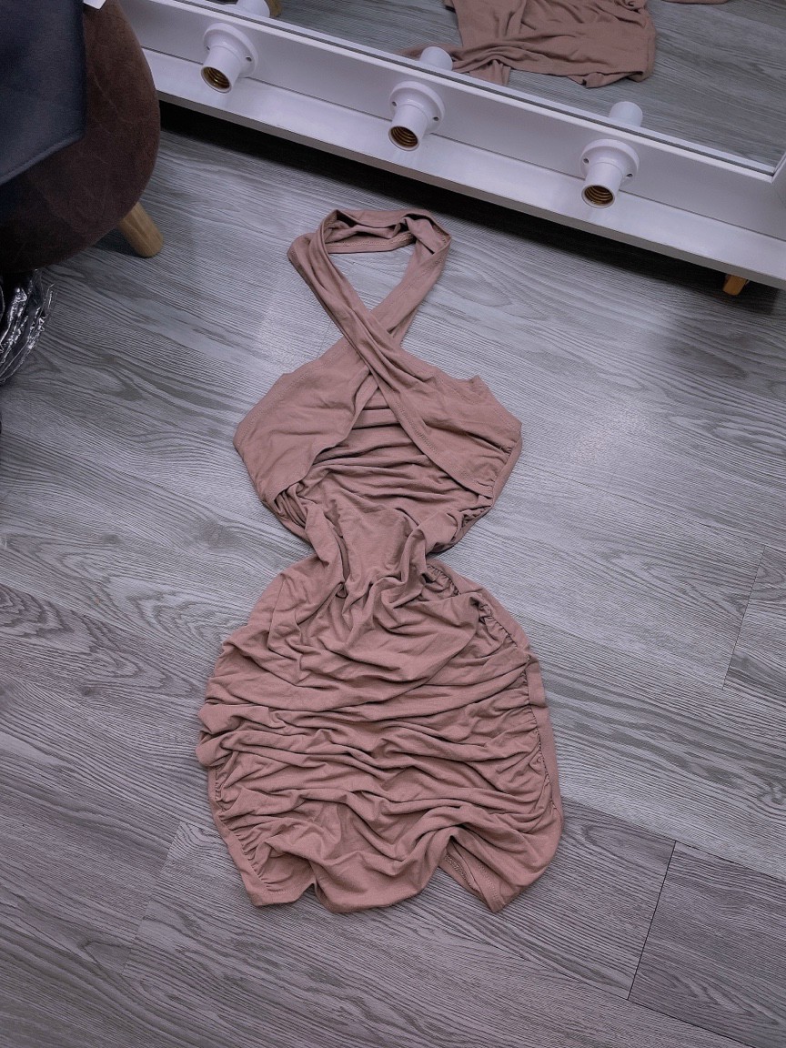 Đầm ôm body chéo cổ chất vải thun lụa