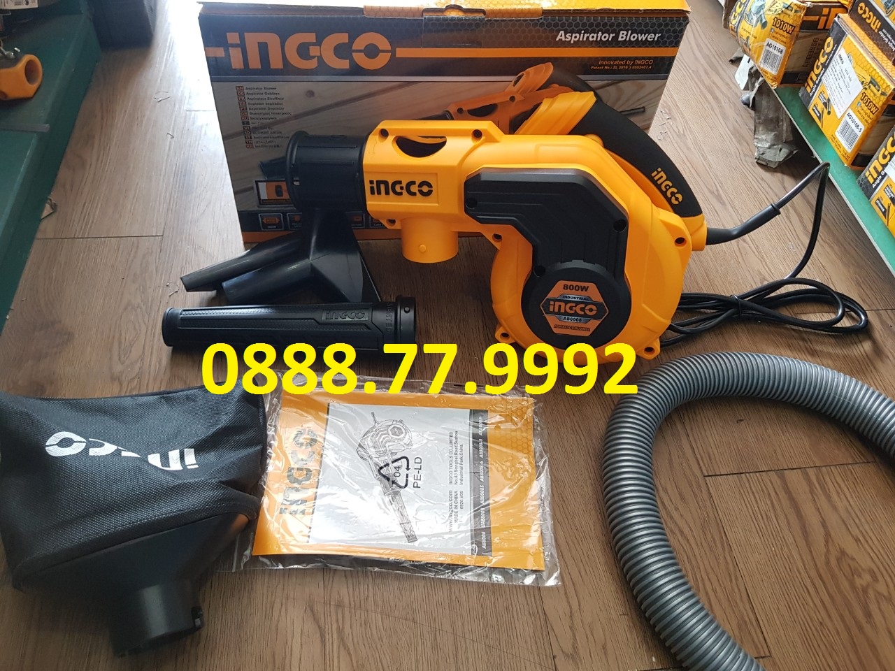 Máy thổi bụi 800W hiệu Ingco AB8008