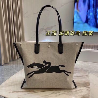 Amazon.com: Women Folding Shoulder Bag Water resistant Tote Bag Ideal for  Travel Beach Bags Work Bag fits up to 15.6 inch (Blue, Medium) : Clothing,  Shoes & Jewelry