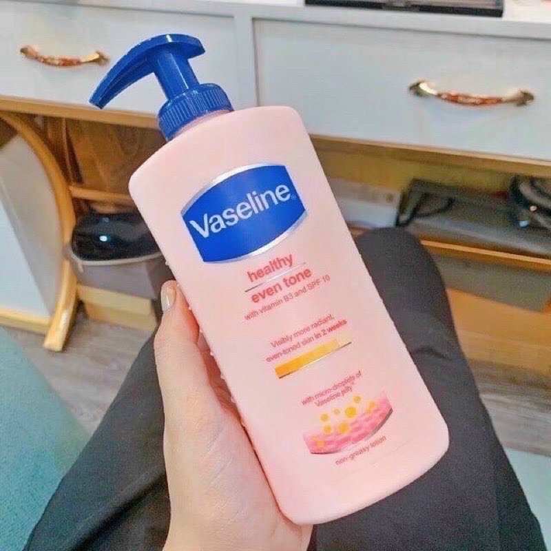 Sữa Dưỡng Thể Trắng Da Chống Nắng Vaseline 400ml