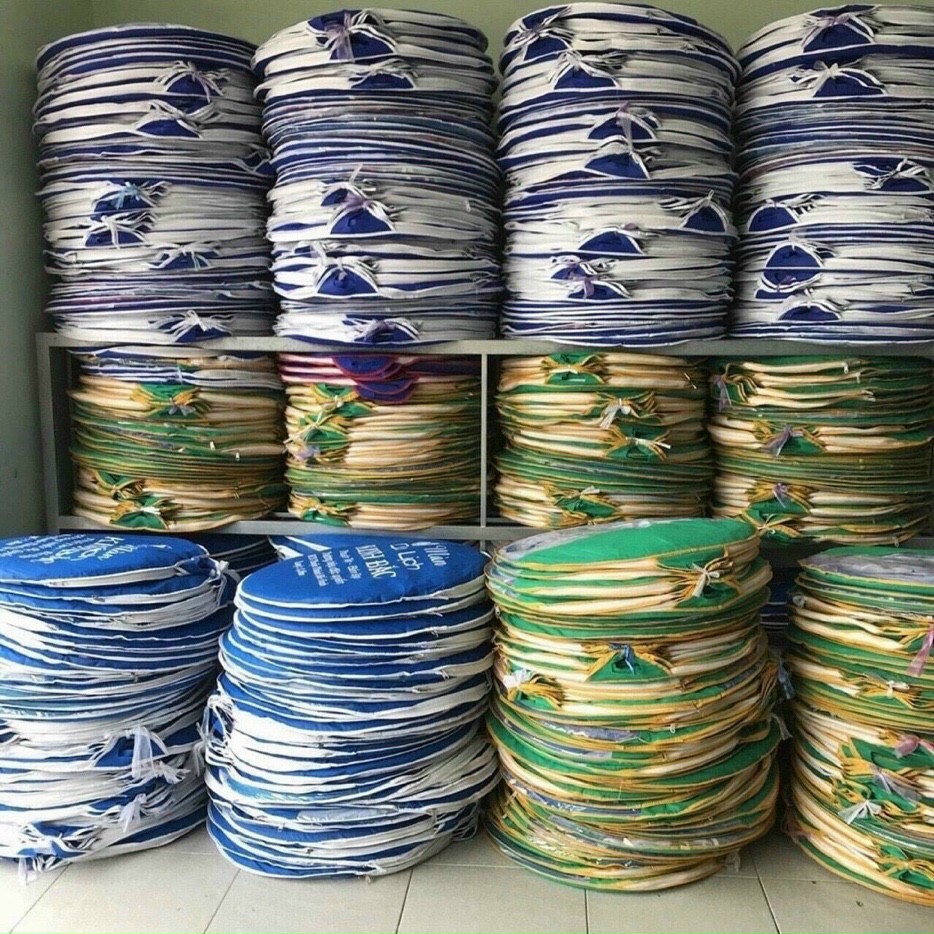 Màn chụp tự bung đỉnh nhọn