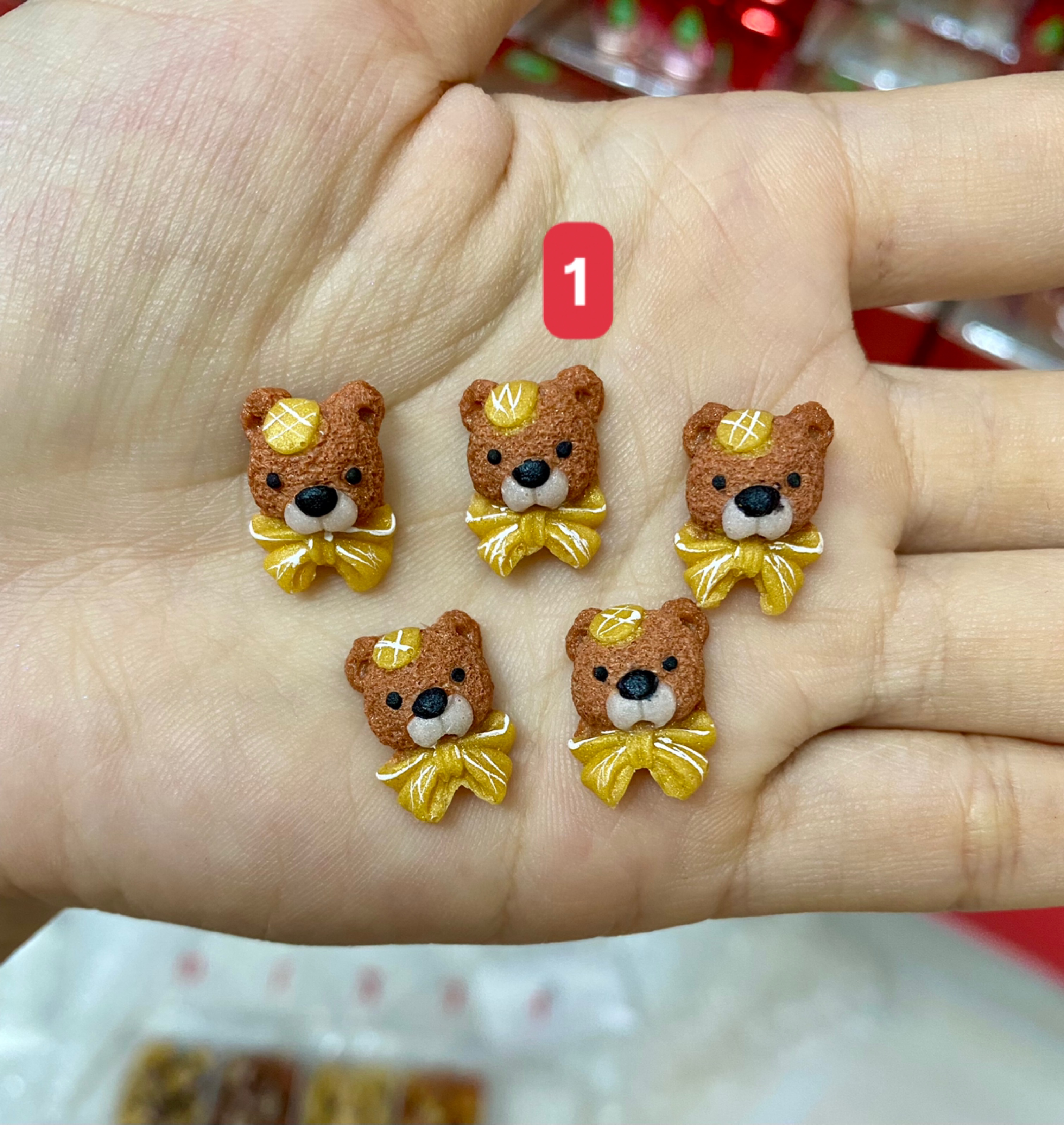 Gấu bột gắn móng ,hàng chuẩn đẹp như hình ( Giá 1 gấu )- Mini Nails